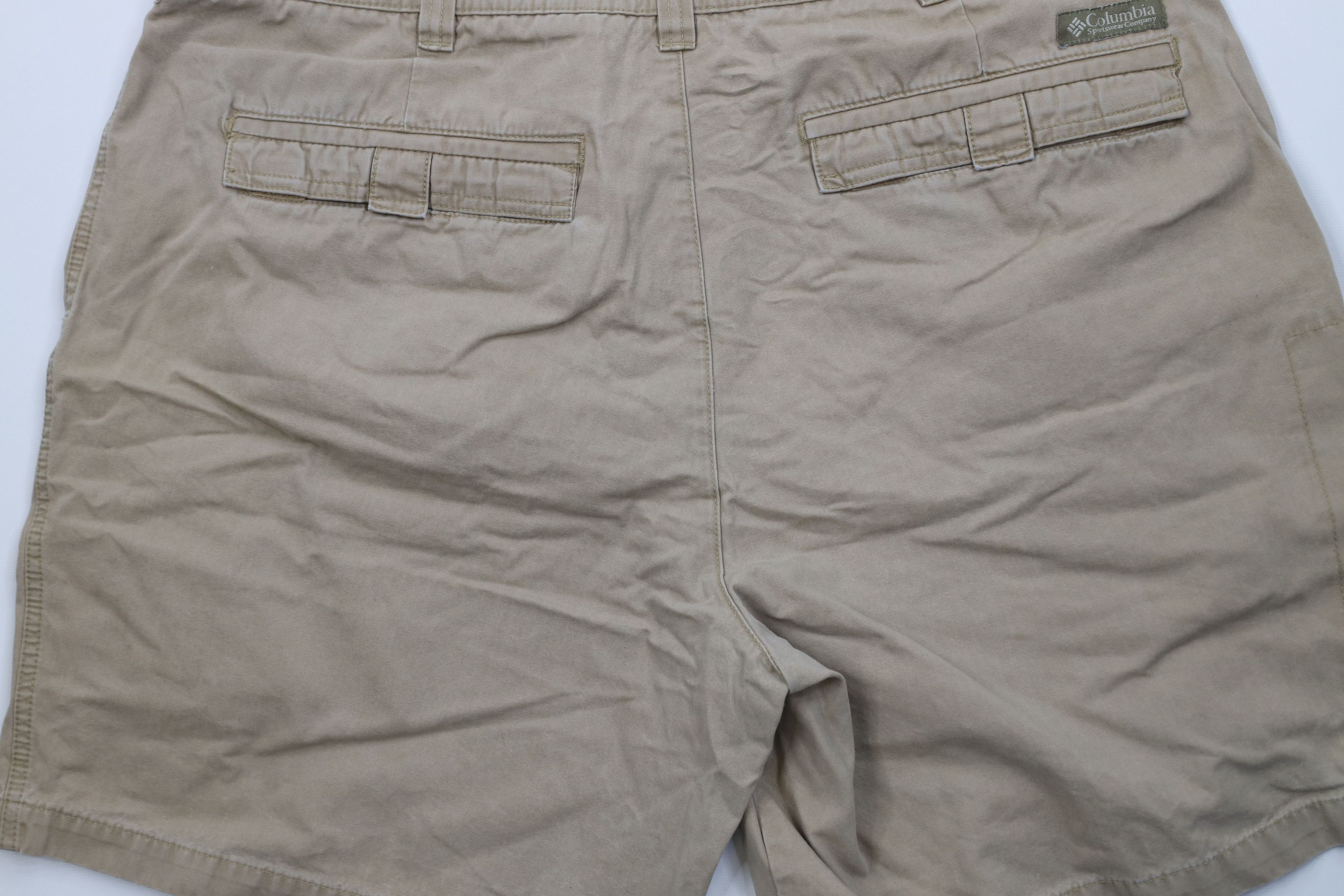 Columbia Vintage Columbia Spell Heavyweight Trekking Shorts Beige Tan Size US 38 / EU 54 - 10 Thumbnail