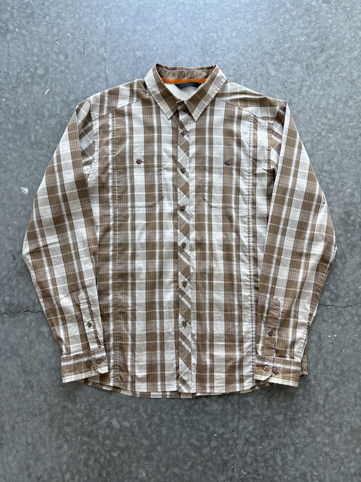 Arc'teryx Arcteryx Longsleeve Button Up Shirt Size US L / EU 52-54 / 3 - 1 Thumbnail