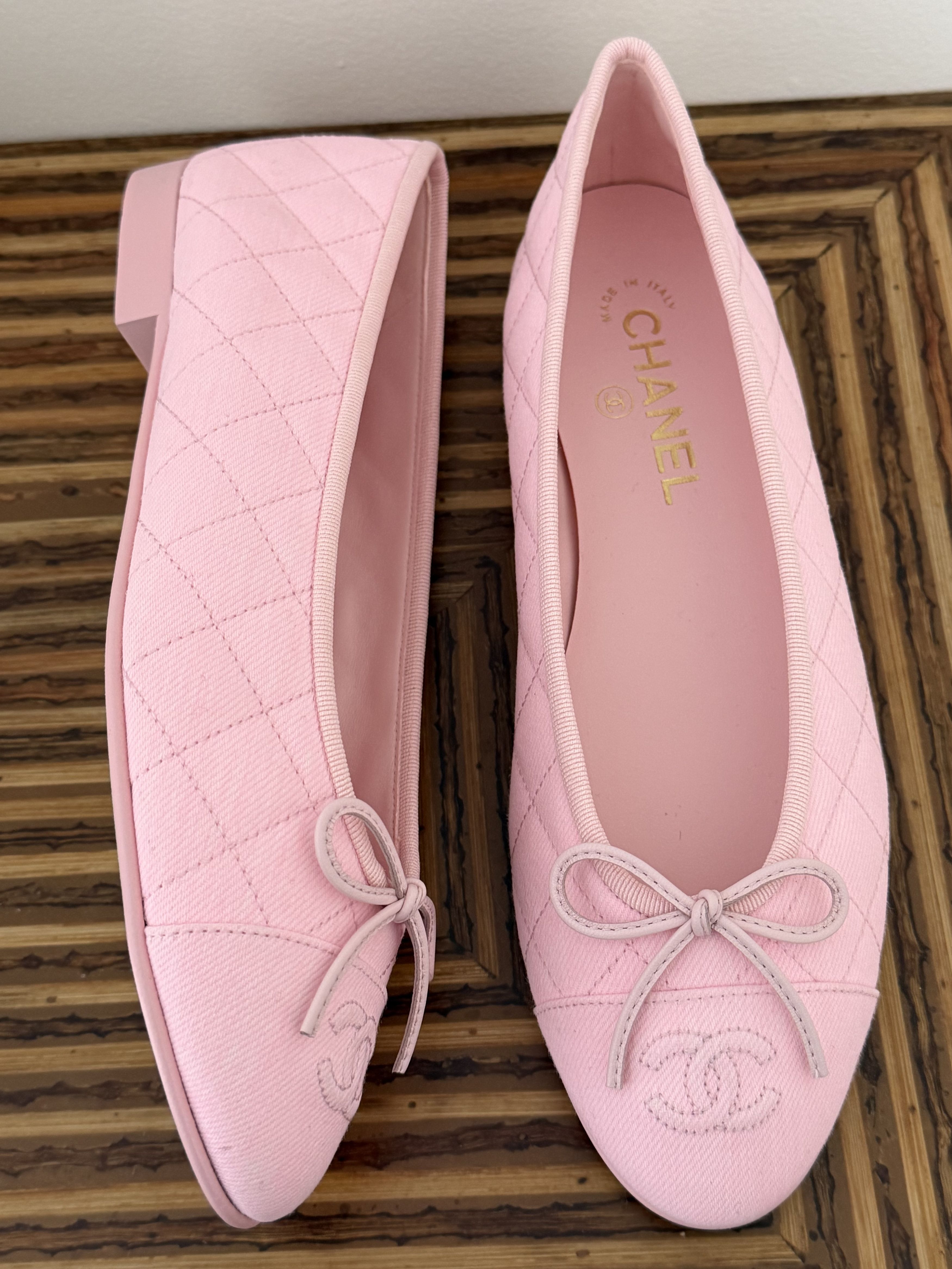 Chanel 26P Denim Quilted CC Logo Bow Tie Ballet Ballerina Flat 37 Size US 7 / IT 37 - 7 Thumbnail