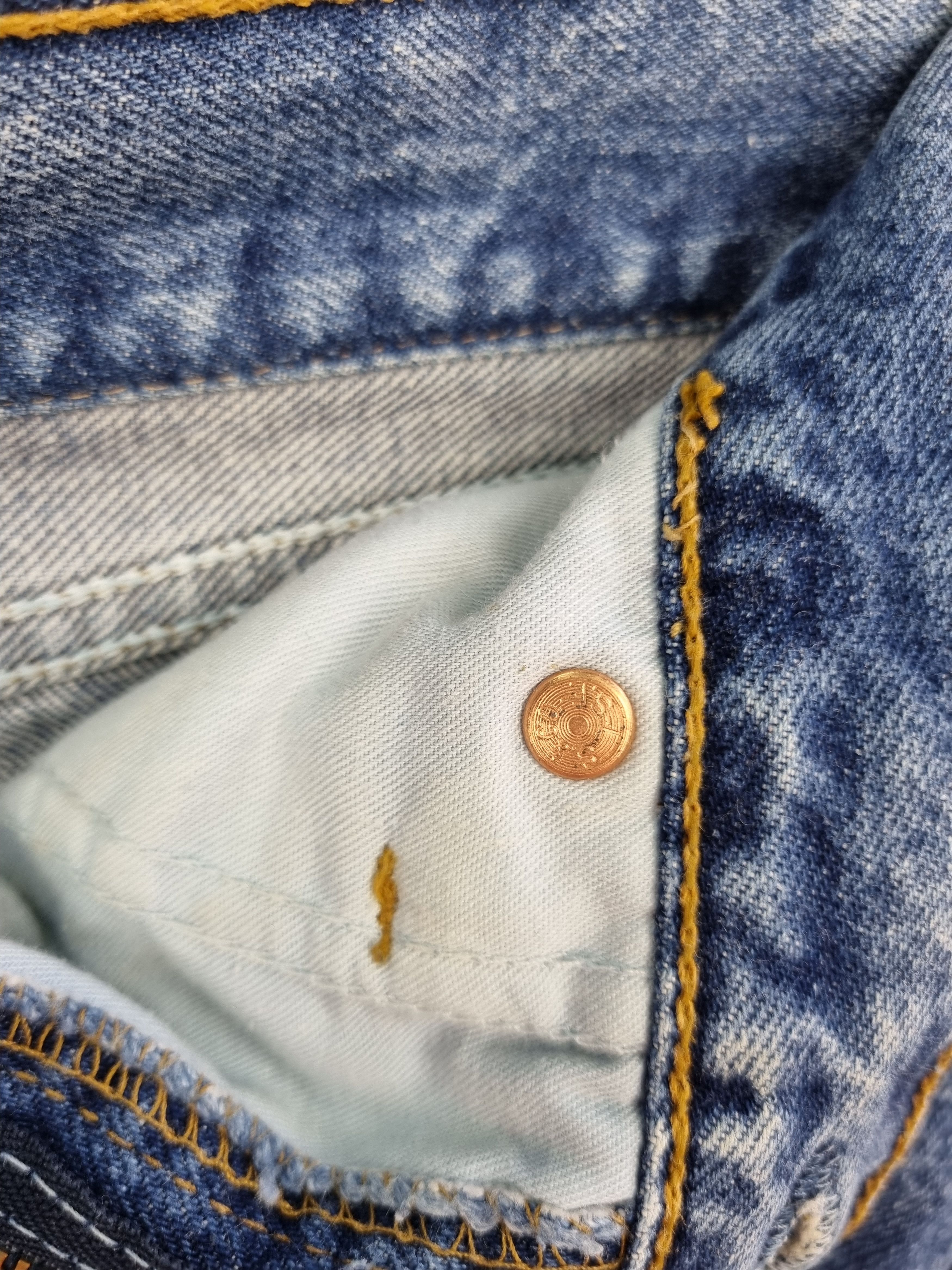 Levi's × Levi's Vintage Clothing × Vintage 95s Levi's Raw Denim Gorgeous Denim Jeans made in UK Size US 30 / EU 46 - 12 Thumbnail
