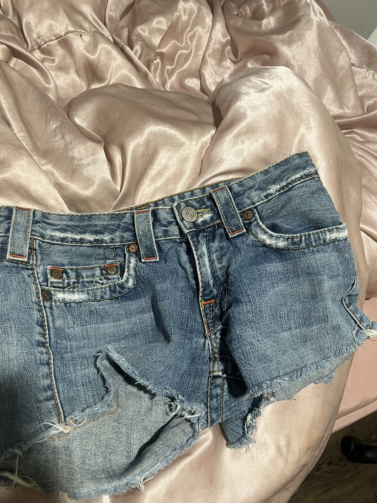 True Religion low waisted True religion shorts Size 27" / US 4 / IT 40 - 1 Thumbnail