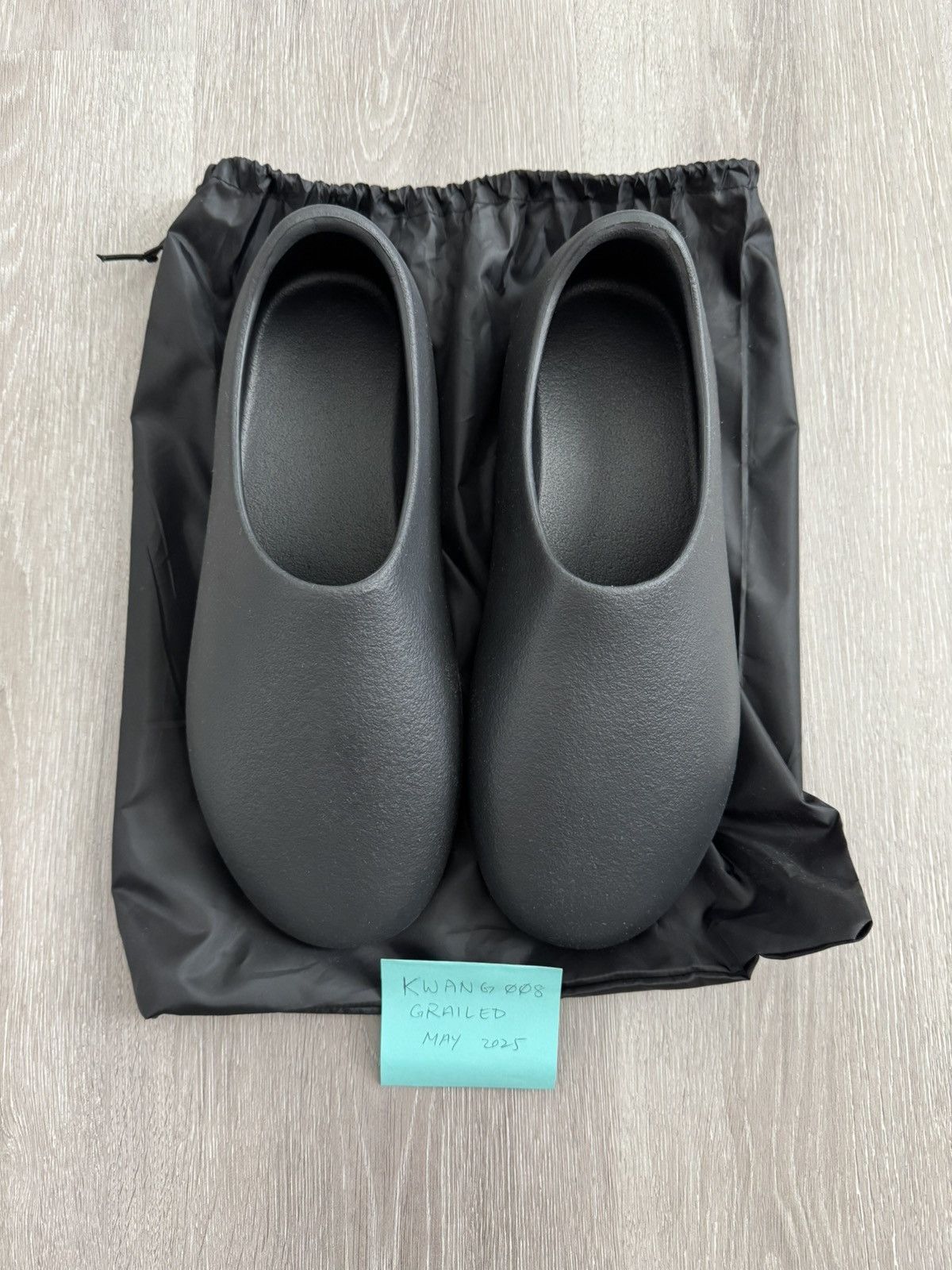 Yeezy Yzy SL-01 Slip On Size US 10 / EU 43 - 1 Thumbnail