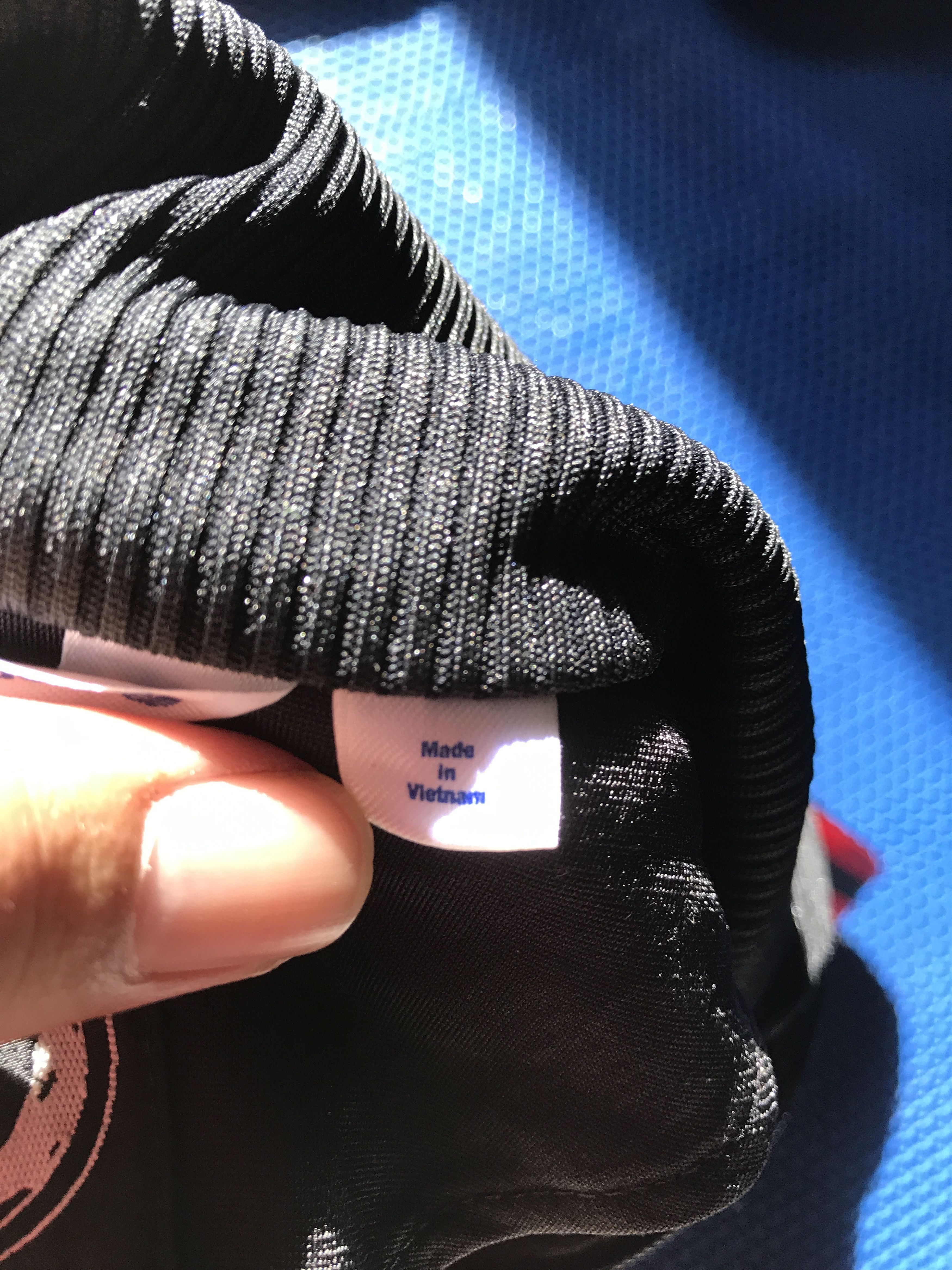 Adidas Adidas Originals Tracktop Material Of The World Size S Size S / US 4 / IT 40 - 6 Thumbnail