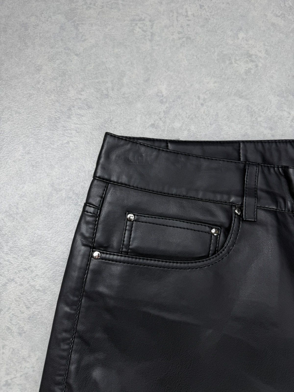 Han Kjobenhavn Han Kjobenhavn Faux Leather Tapered Zip Trousers Pants 52 Size US 34 / EU 50 - 3 Thumbnail