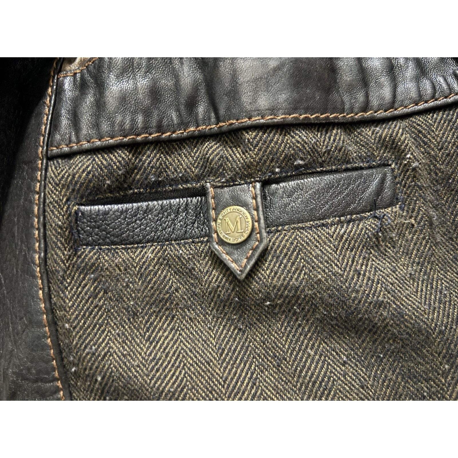Andrew Marc Vintage Andrew Marc New York Brown Leather Biker Jacket Mens Size US XL / EU 56 / 4 - 14 Thumbnail