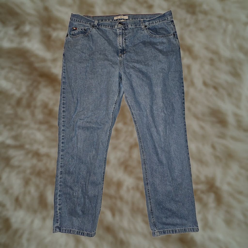 Tommy Hilfiger VINTAGE Tommy Hilfiger Jeans Women 20R Straight Blue Denim Casual Y2K Preppy Mens Womens Girls Size 42" / US 20 - 1 Thumbnail