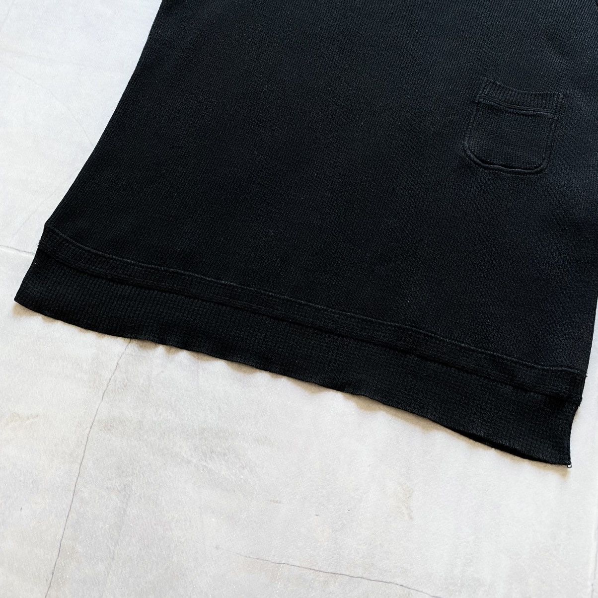 Chanel 90s Chanel Vintage Small Logo Knit Pocket Womens T-Shirt Tee Size M / US 6-8 / IT 42-44 - 2 Thumbnail
