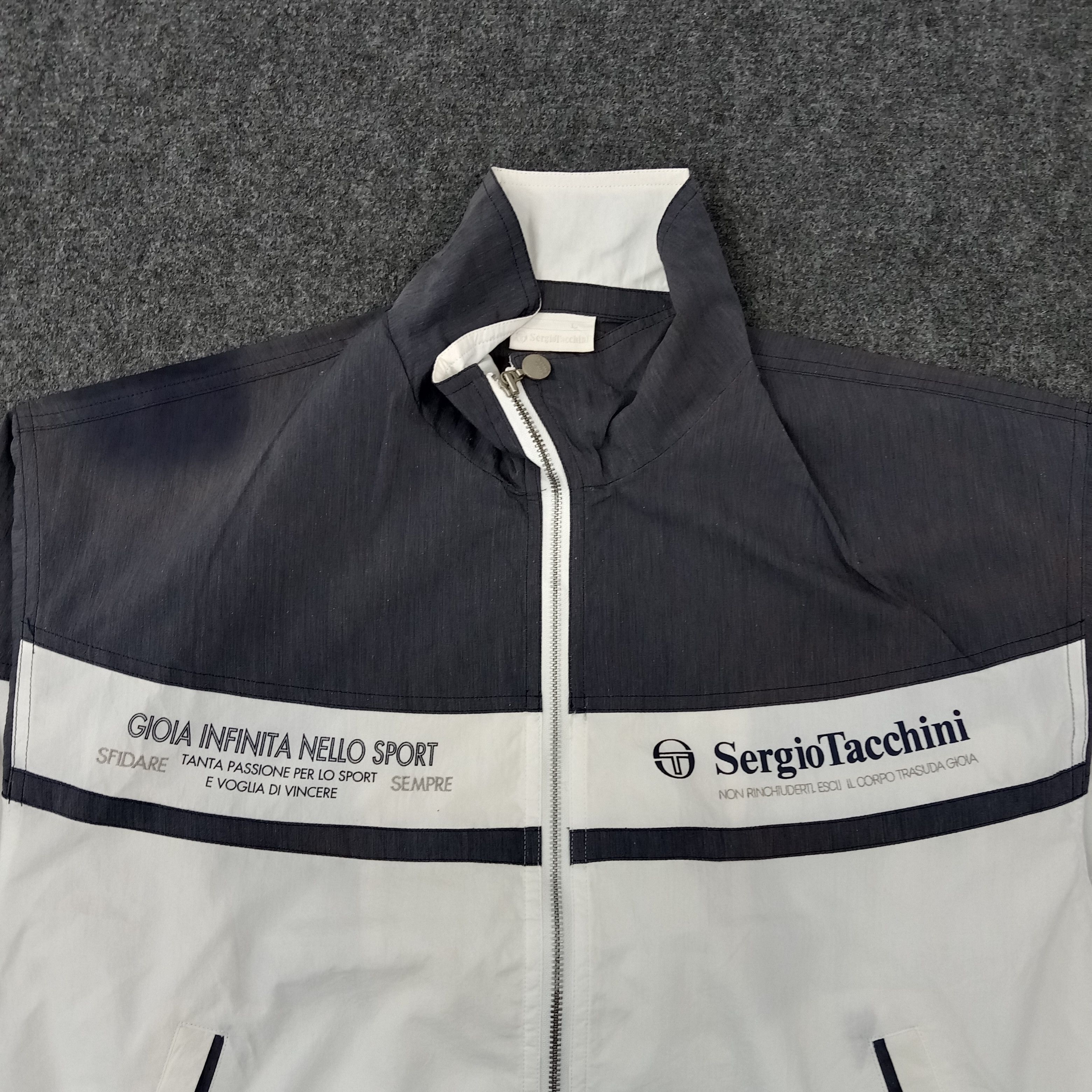 Sergio Tacchini × Vintage Sergio Tacchini Sport Style Windbreaker Jacket Size US M / EU 48-50 / 2 - 2 Thumbnail