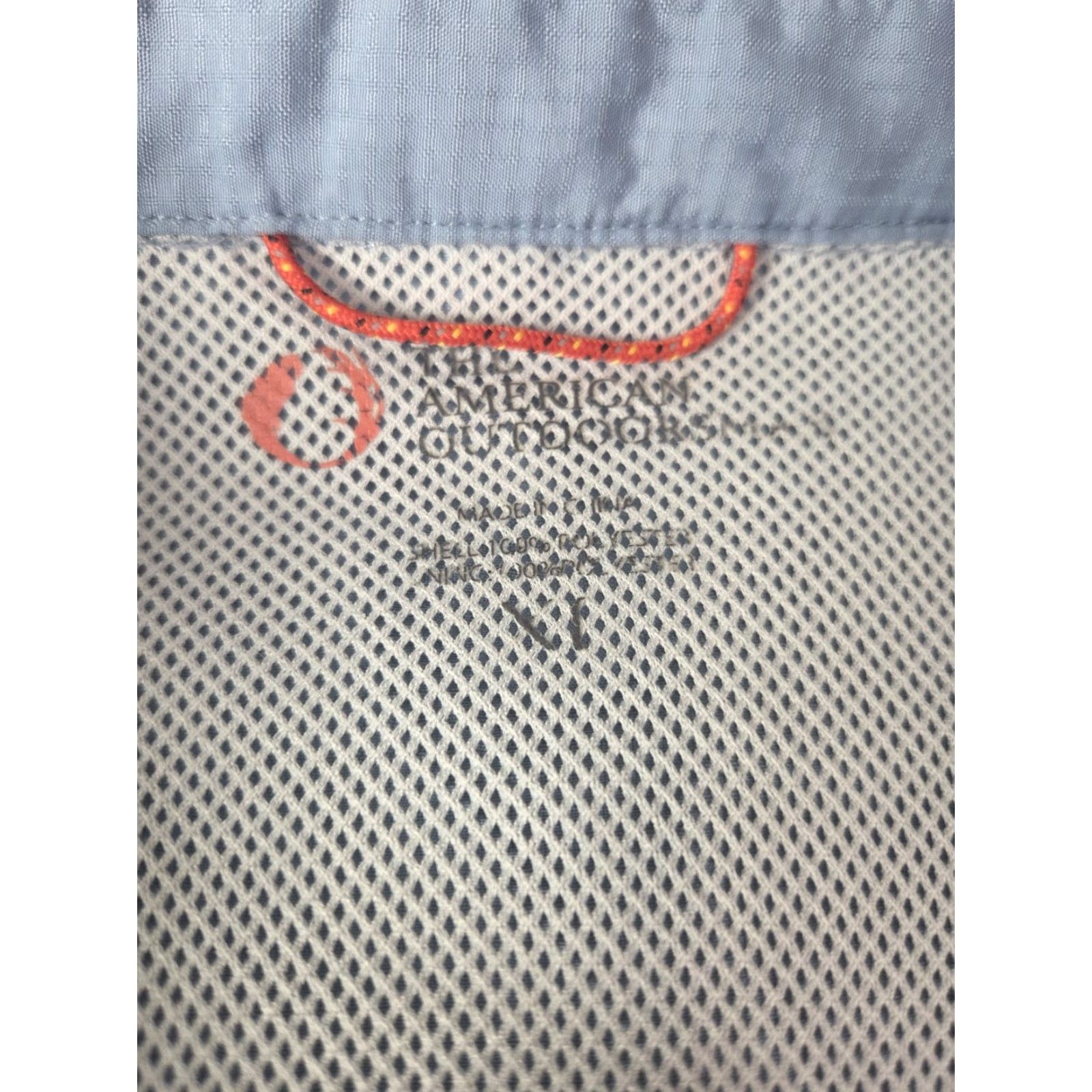 Vintage VINTAGE American Outdoorsman Light Blue Vented Fishing Shirt Large L Short Sleeve Button-Up Men Blues Fish Size US L / EU 52-54 / 3 - 5 Thumbnail