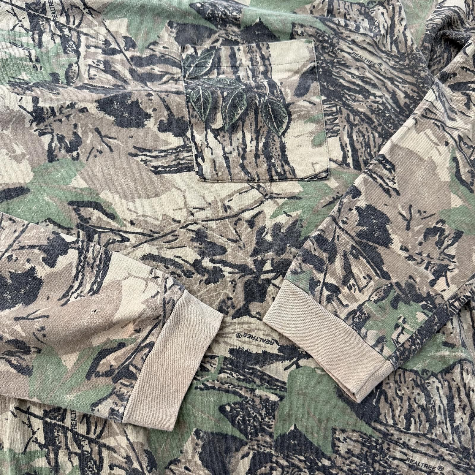 Cabelas Vintage Cabela’s RealTree Camo Hunting Pocket Shirt 90s Size US XL / EU 56 / 4 - 11 Thumbnail