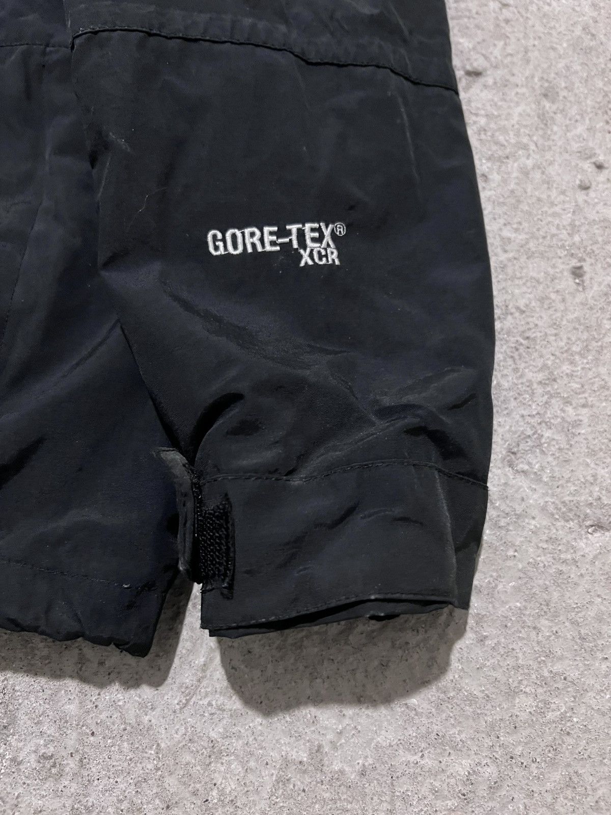 The North Face Vintage The North Face Gore-tex Jacket Size US L / EU 52-54 / 3 - 4 Thumbnail