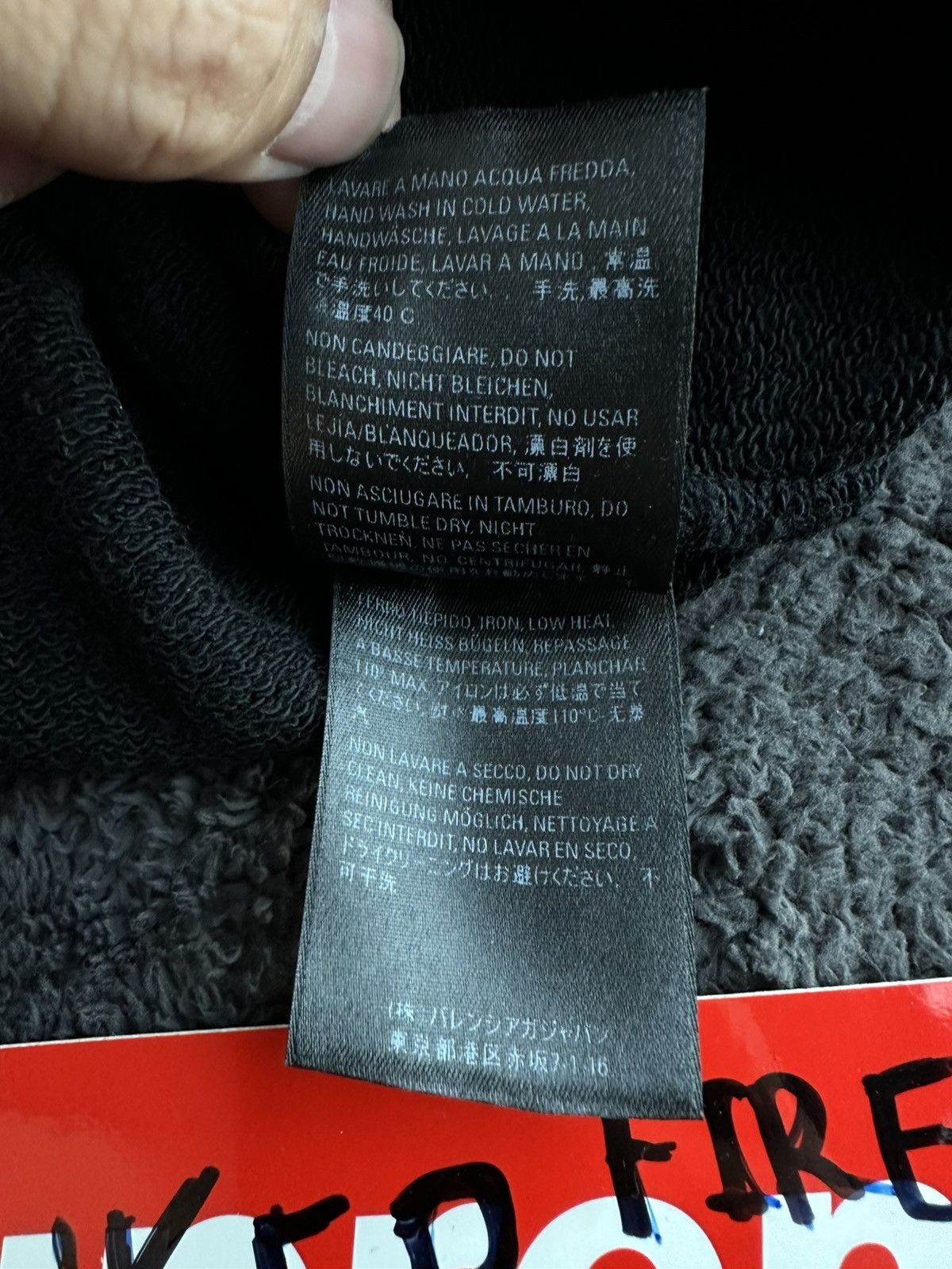 Balenciaga Balenciaga BB Mode Hoodie used 9/10 size XL Size US XL / EU 56 / 4 - 7 Thumbnail