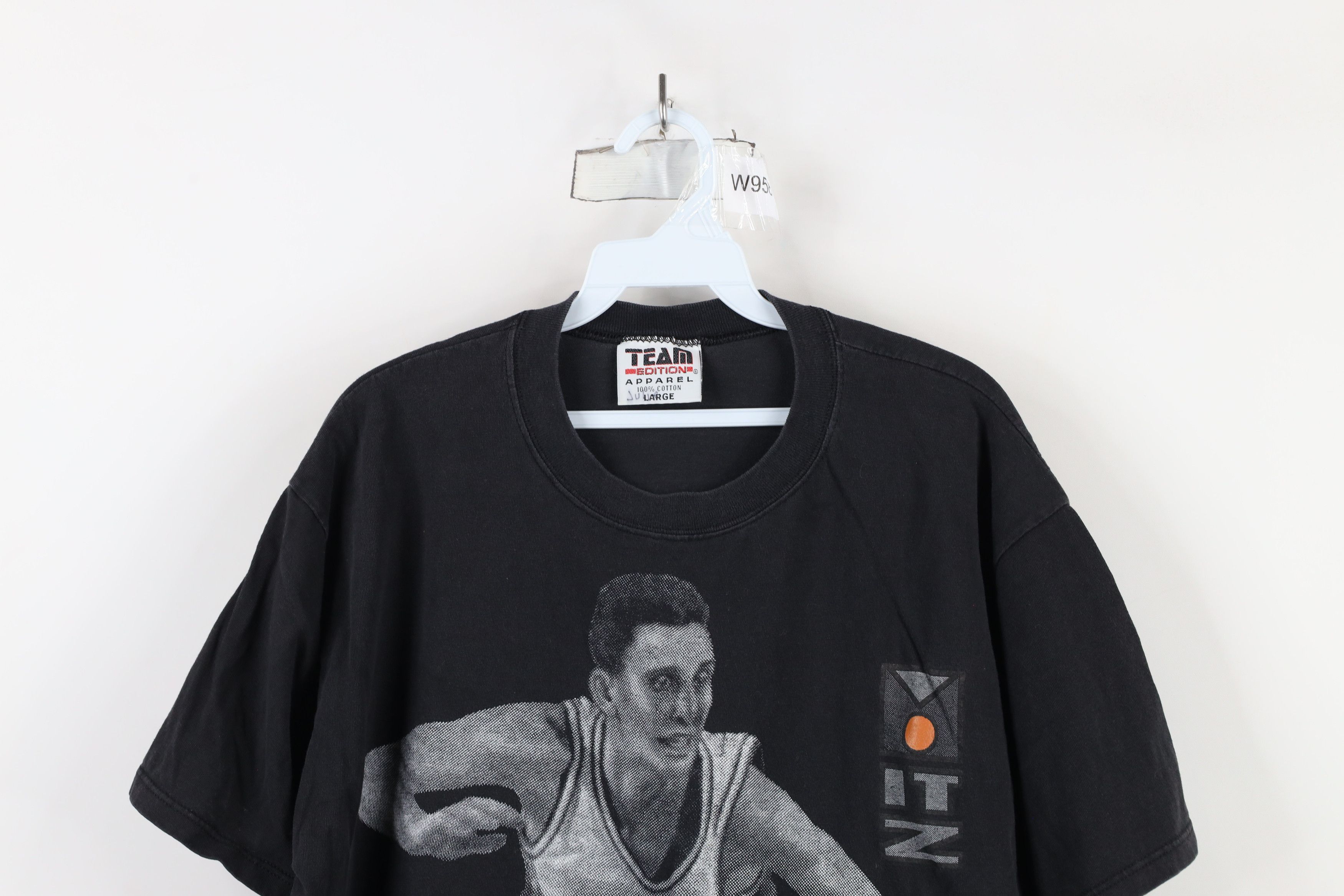 Vintage Vintage 90s Streetwear Sole Basketball T-Shirt Black Cotton Size US L / EU 52-54 / 3 - 2 Thumbnail
