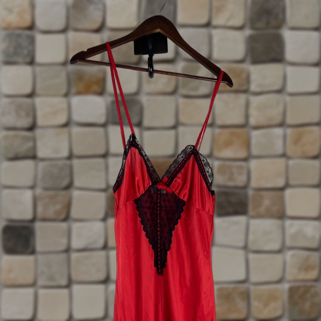 Vintage VINTAGE Paramount New York Nightgown Red Satin Black Lace Trim Maxi Slip Dress S Red 1990s Womens Nightwear Size S / US 4 / IT 40 - 1 Thumbnail