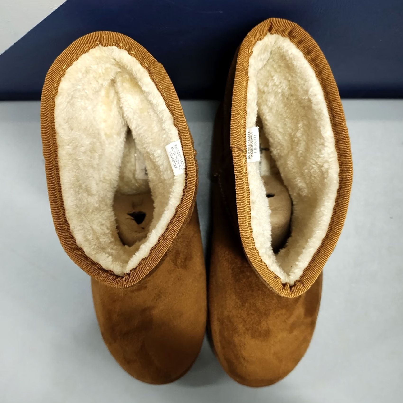 Vintage Atmosphere Womens Size 9 Brown Faux Fur Lined Mini Winter Boots Slip On Round Toe Casual Snow Boot Size US 9 / IT 39 - 7 Thumbnail