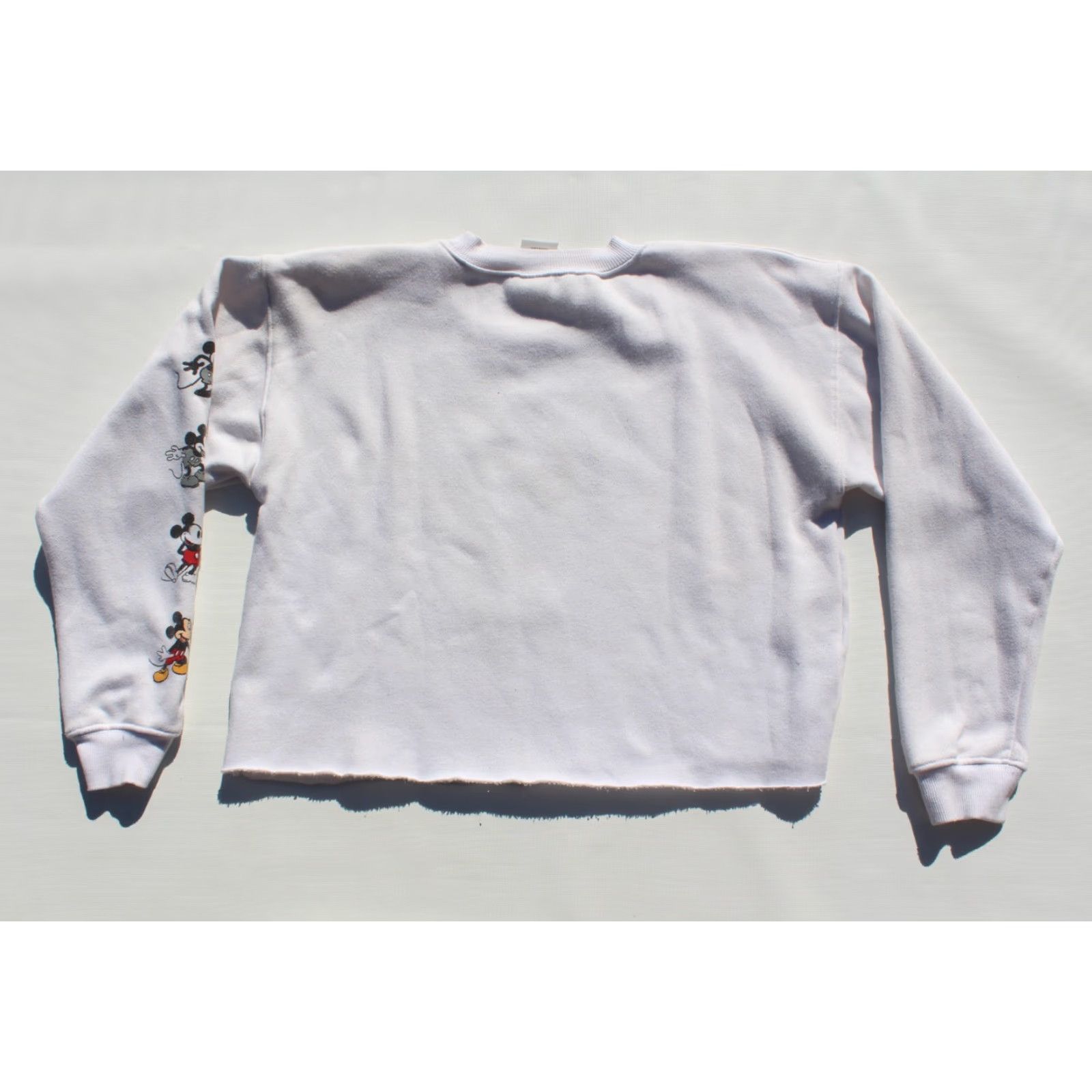 Disney VINTAGE Disney Mickey Mouse Sweatshirt Womens M White Crew Neck Pullover Sweatshirt Kid/Adult? Size M / US 6-8 / IT 42-44 - 4 Thumbnail