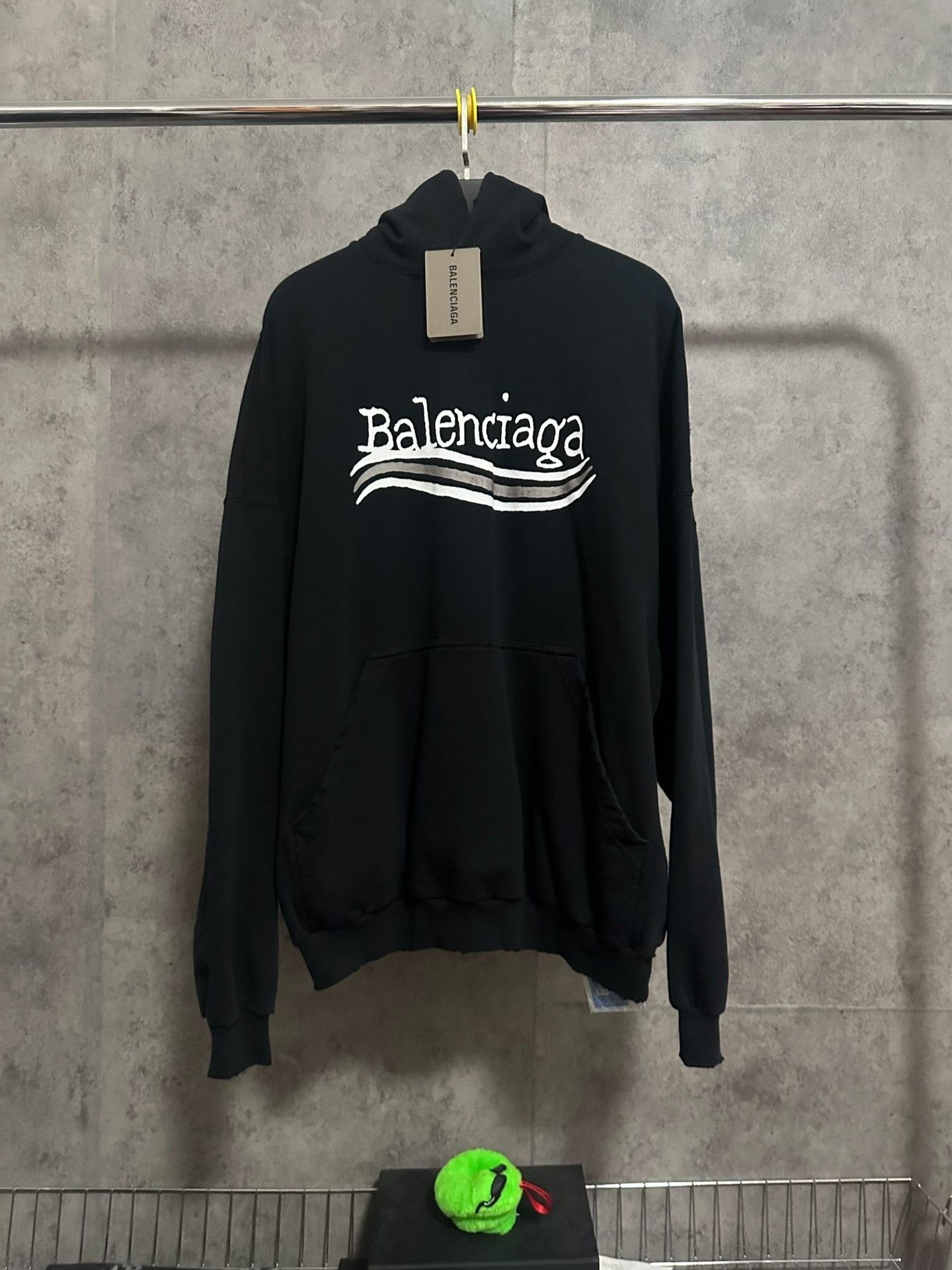 Balenciaga Balenciaga Graffiti Cola Wave Print Logo Hoodie Size US L / EU 52-54 / 3 - 1 Thumbnail