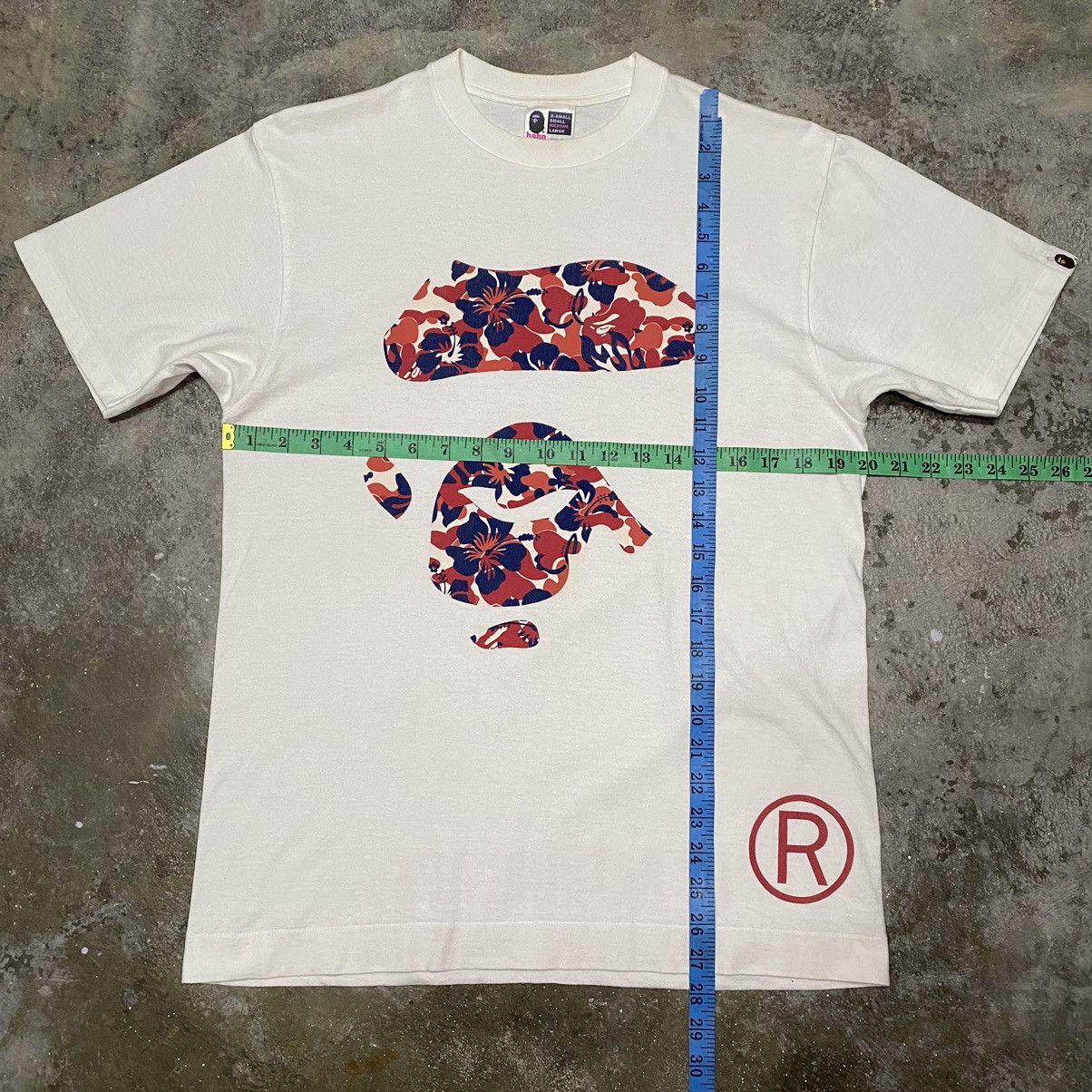 Bape × Vintage Hibiscus Camo Ape Face Tee Size US M / EU 48-50 / 2 - 17 Thumbnail