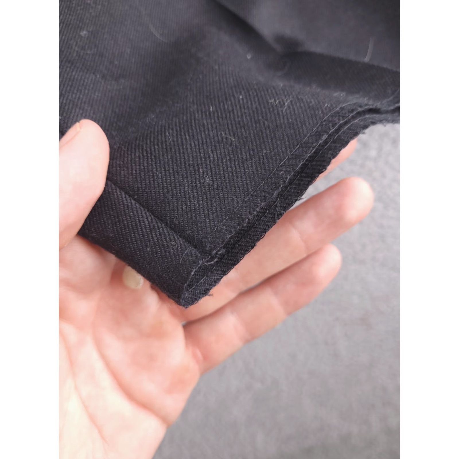 TED LAPIDUS TED LAPIDUS Pants Mens 34 Black 100% Wool Boutique Haute Couture Paris Dress Pants Front Flat Solid Inseam 33 Size US 34 / EU 50 - 4 Thumbnail