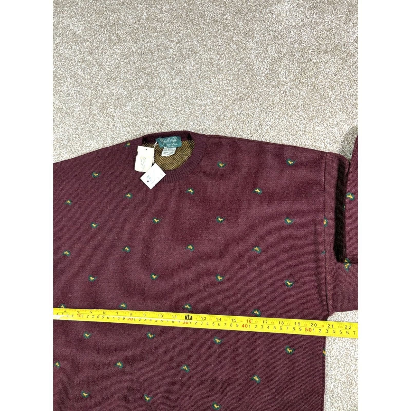Vintage VINTAGE Marshall Field’s Men’s Wool Sweater Burgundy Geometric Crew Neck L Regular Knit Italy 90s Retro Preppy Pullover Mens Size US L / EU 52-54 / 3 - 8 Thumbnail