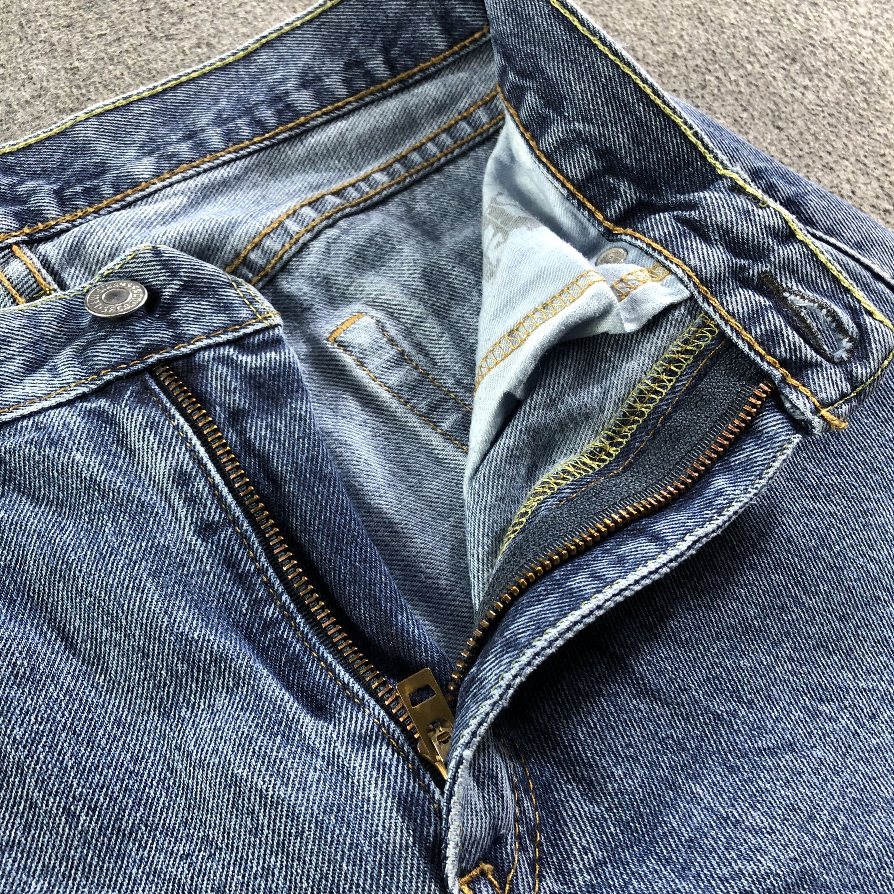 Levi's Vintage Blue Wash Levis 505 Jeans-J3473 Size US 31 - 7 Thumbnail