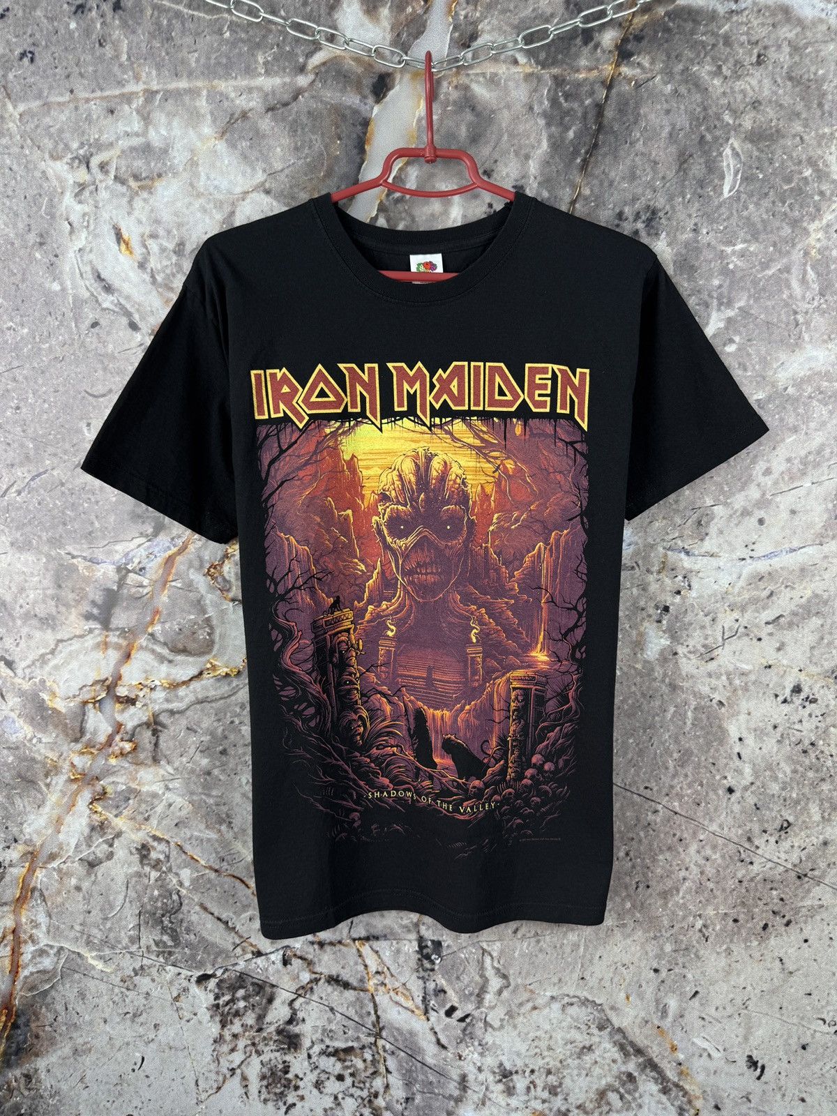 Iron Maiden Men’s Iron Maiden World Tour 2017 T-Shirt Size Medium Size US M / EU 48-50 / 2 - 2 Thumbnail