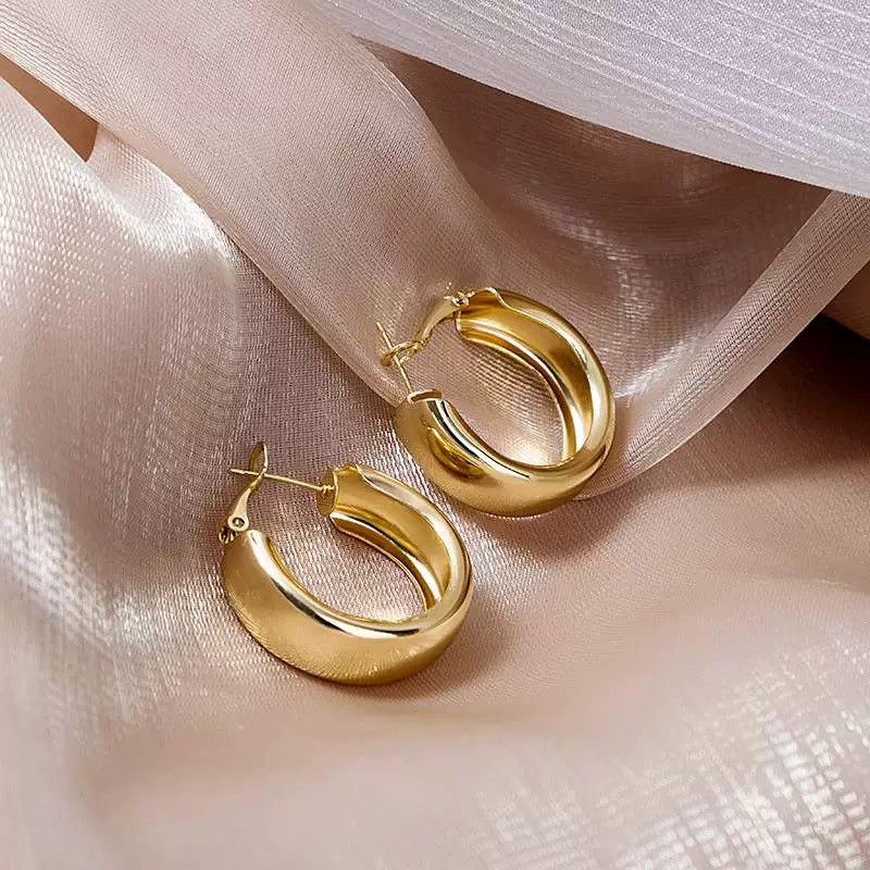 Other Elegant Chunky Gold Hoop Earrings for Women Size ONE SIZE - 2 Thumbnail