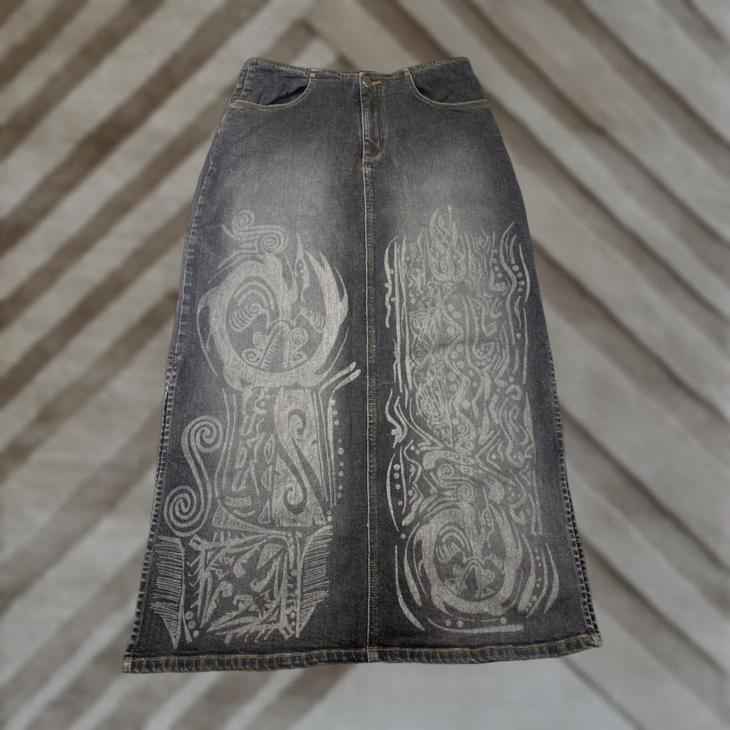 Fubu VINTAGE FUBU The Collection Denim Maxi Skirt Gray Tribal Womens 9/10 Maxi Skirt Gray Tribal Womens 9/10 Size 30" / US 8 / IT 44 - 1 Thumbnail