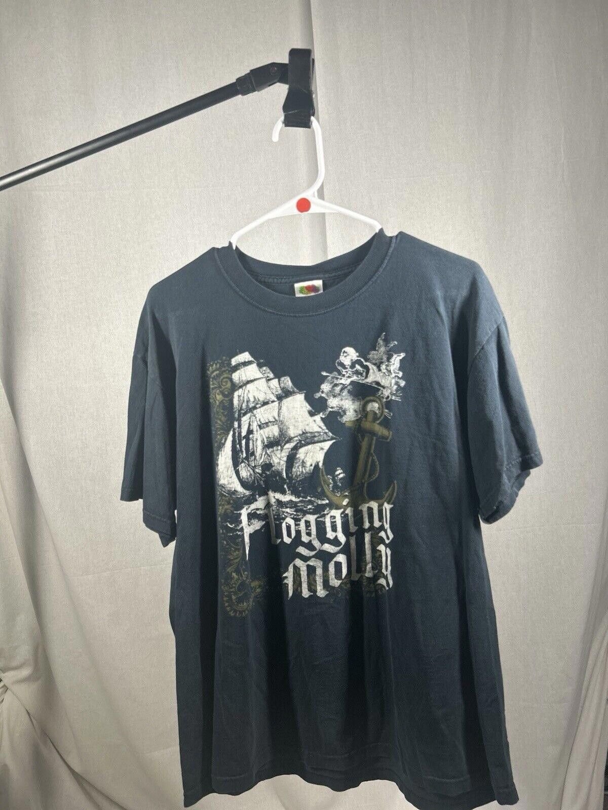 Fruit Of The Loom Y2K Flogging Molly Irish Folk Music T-Shirt Size US L / EU 52-54 / 3 - 1 Thumbnail
