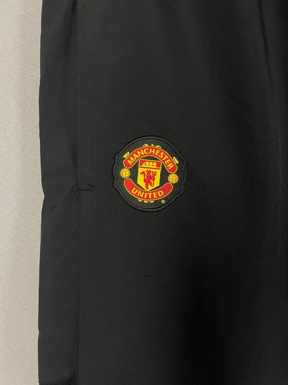 Nike Nike Tracksuit Pants Jacket Manchester United 2009 Size US M / EU 48-50 / 2 - 13 Thumbnail