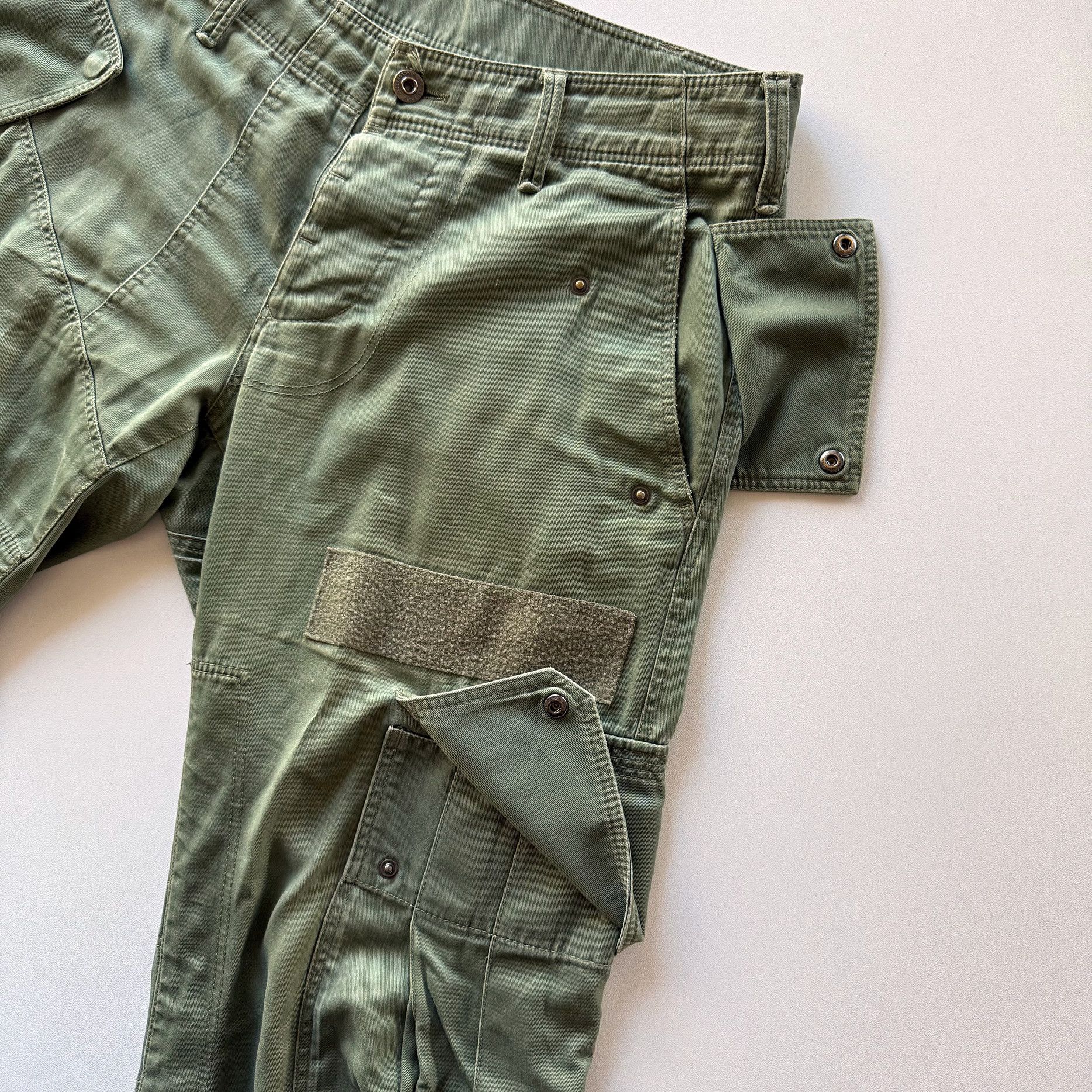 Neil Barrett 2010s BLACKBARRETT by Neil Barrett Tactical Cargo Pants Size US 32 / EU 48 - 4 Thumbnail