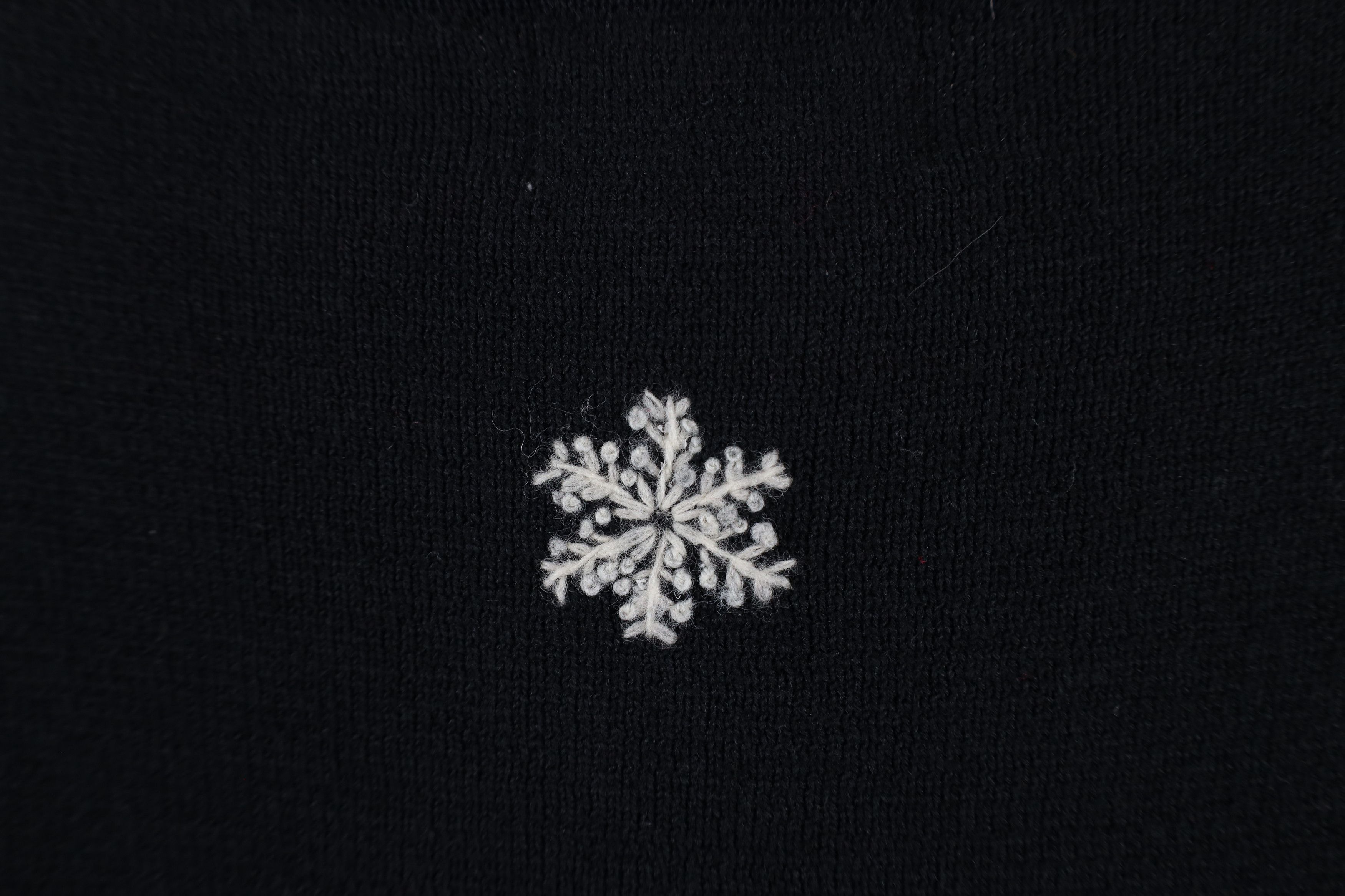 Vintage × Woolrich Woolen Mills Vintage 90s Woolrich Snowman Dog Knit Sweater Vest Black Size L / US 10 / IT 46 - 12 Thumbnail