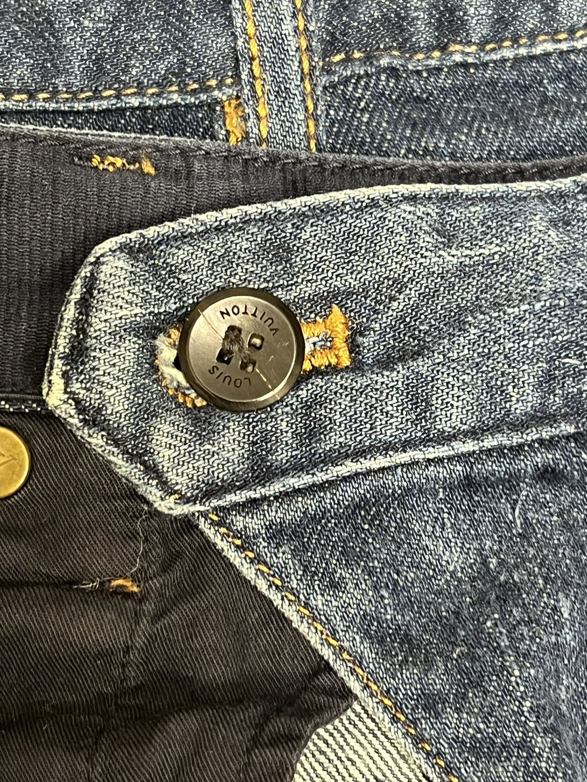 Helbers LOUIS VUITTON Pants Denim LV Embroidered leather Logo Size US 32 / EU 48 - 22 Thumbnail