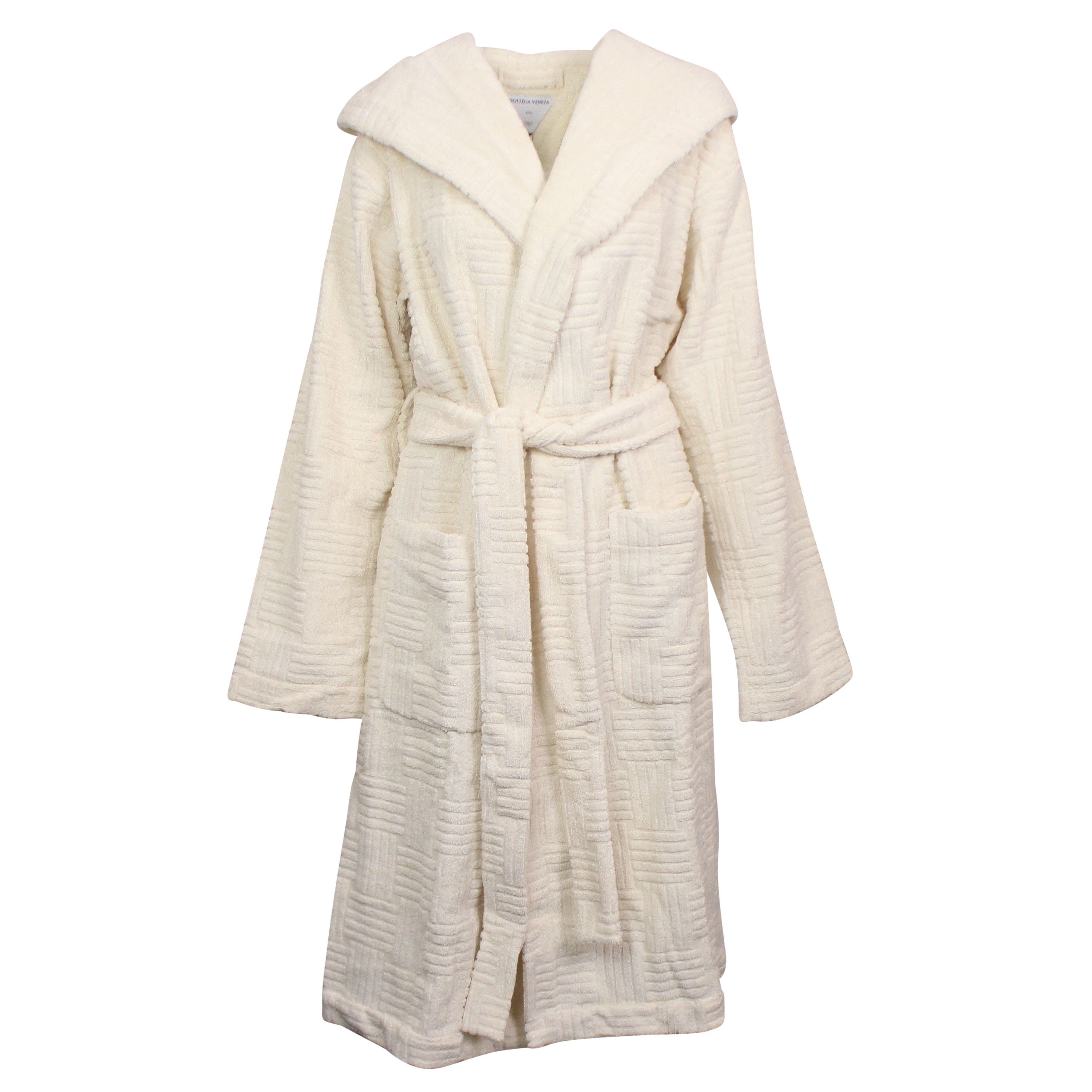 image of Bottega Veneta Ivory White Patterned Bathrobe Size L, Men's