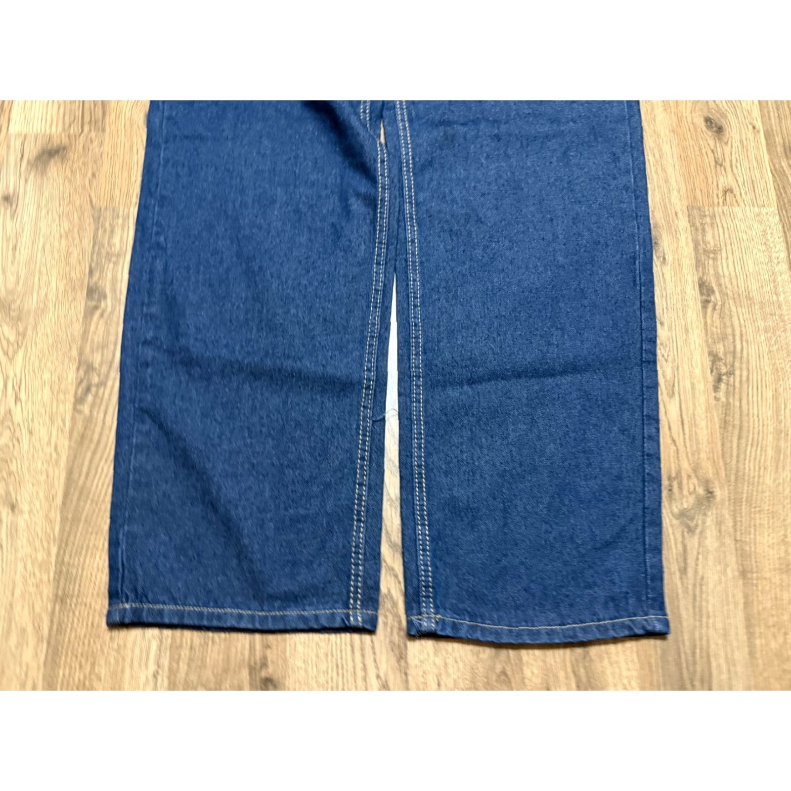 Vintage Forest Jeans Mens Size 34x32 Blue Denim Straight Leg 42" Length 5-Pocket Regular Rise Cotton Jeans dye-free? No. Size US 42 / EU 58 - 3 Thumbnail