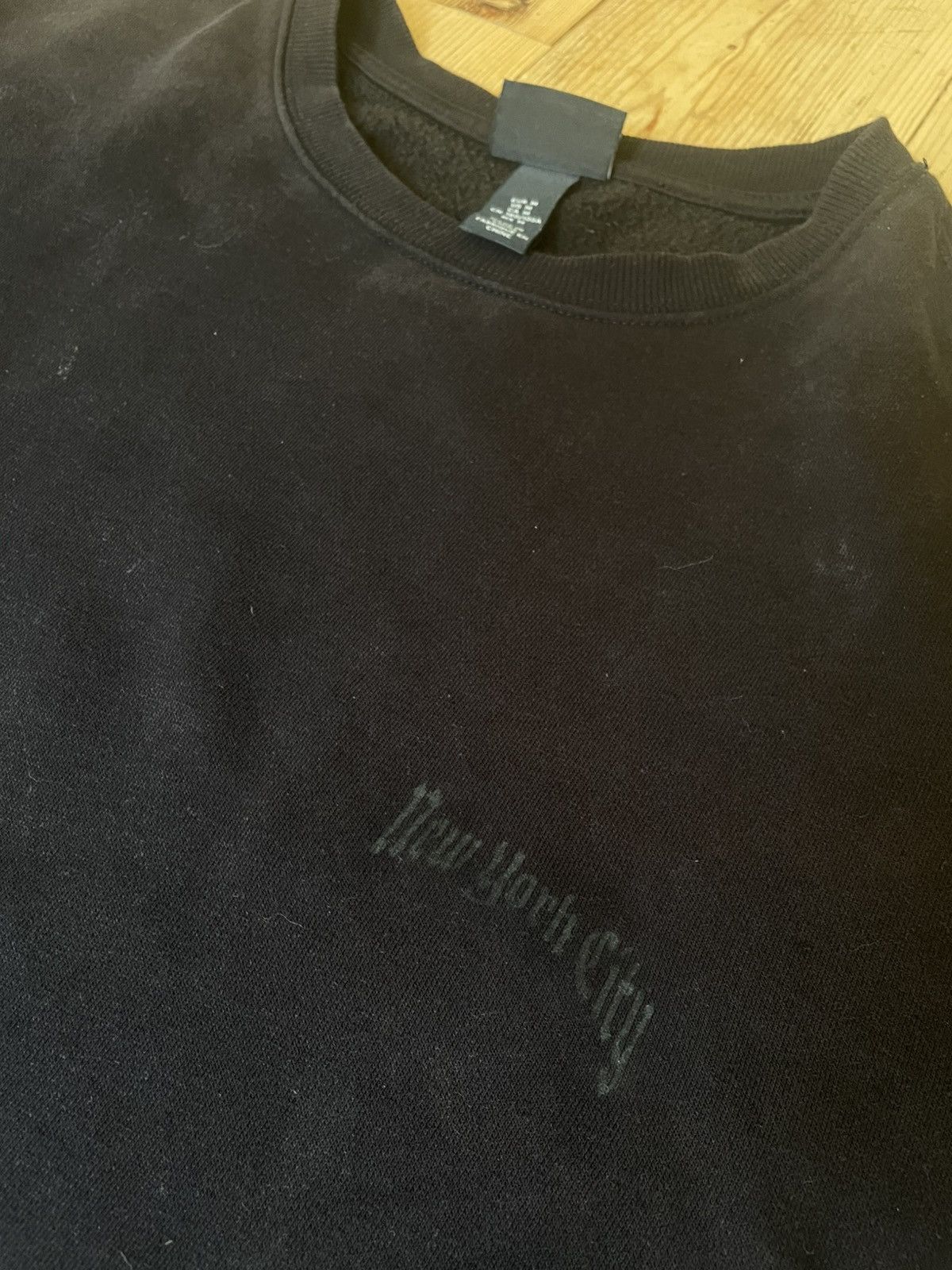 H&M H&M Faded Crewneck Size US M / EU 48-50 / 2 - 2 Thumbnail