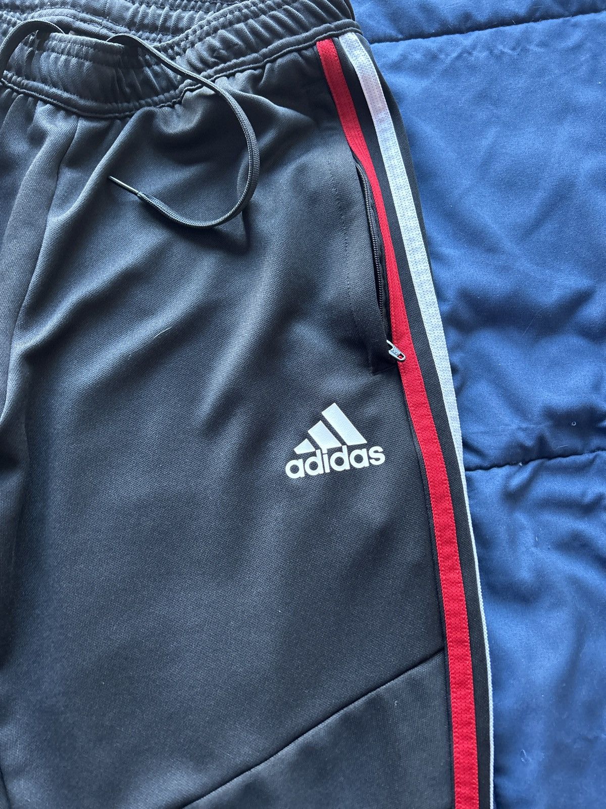 Adidas adidas tricot track pants Size US 28 / EU 44 - 2 Thumbnail