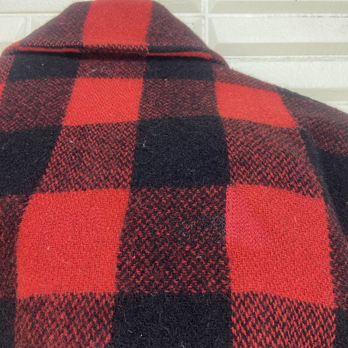 Vintage Vintage 70s Amalgamated Red Buffalo Checks Wool Flannel Size US S / EU 44-46 / 1 - 16 Thumbnail