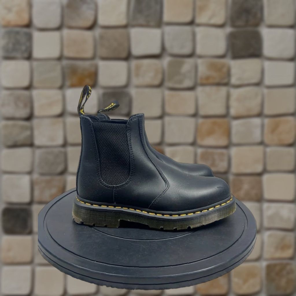 VINTAGE Martens Chelsea Boots Men Size US Black Leather Slip