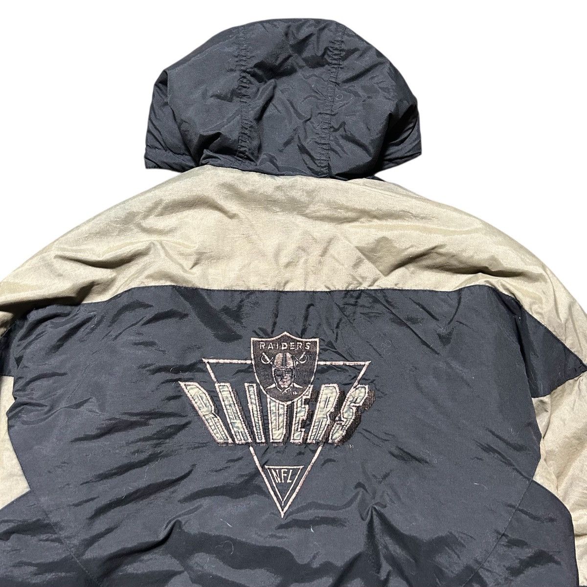 NFL Vintage Raiders Embroidered Faded Hoodie Size US M / EU 48-50 / 2 - 4 Thumbnail