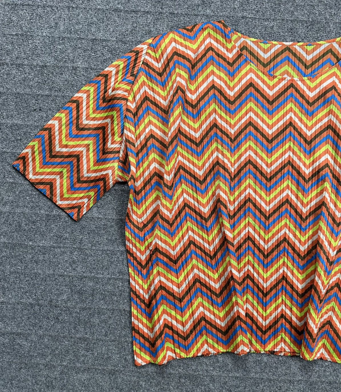 Pleats Please Issey Miyake Pleats Please - Issey Miyake - Multi Color Pleated Blouse Size L / US 10 / IT 46 - 2 Thumbnail