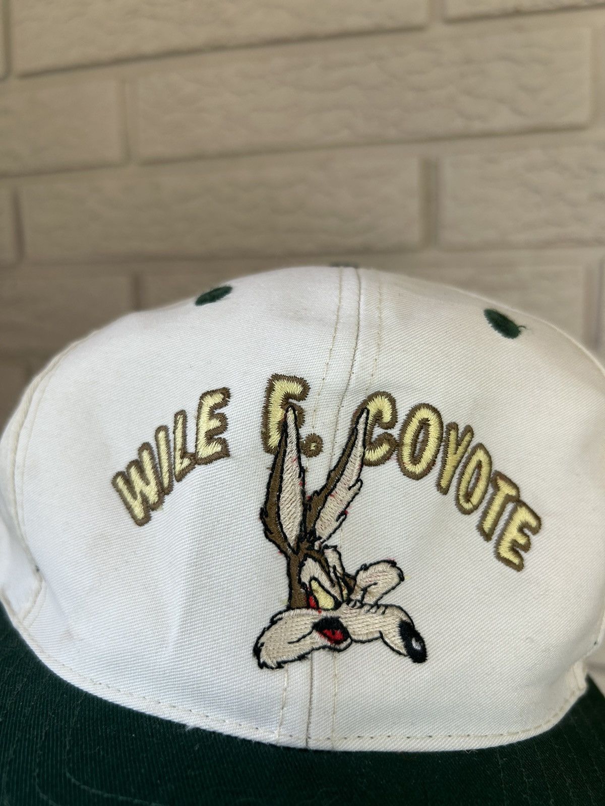 Vintage × Warner Bros Vintage 90s Looney Tunes Wile E Coyote Snapback Hat Size ONE SIZE - 3 Thumbnail