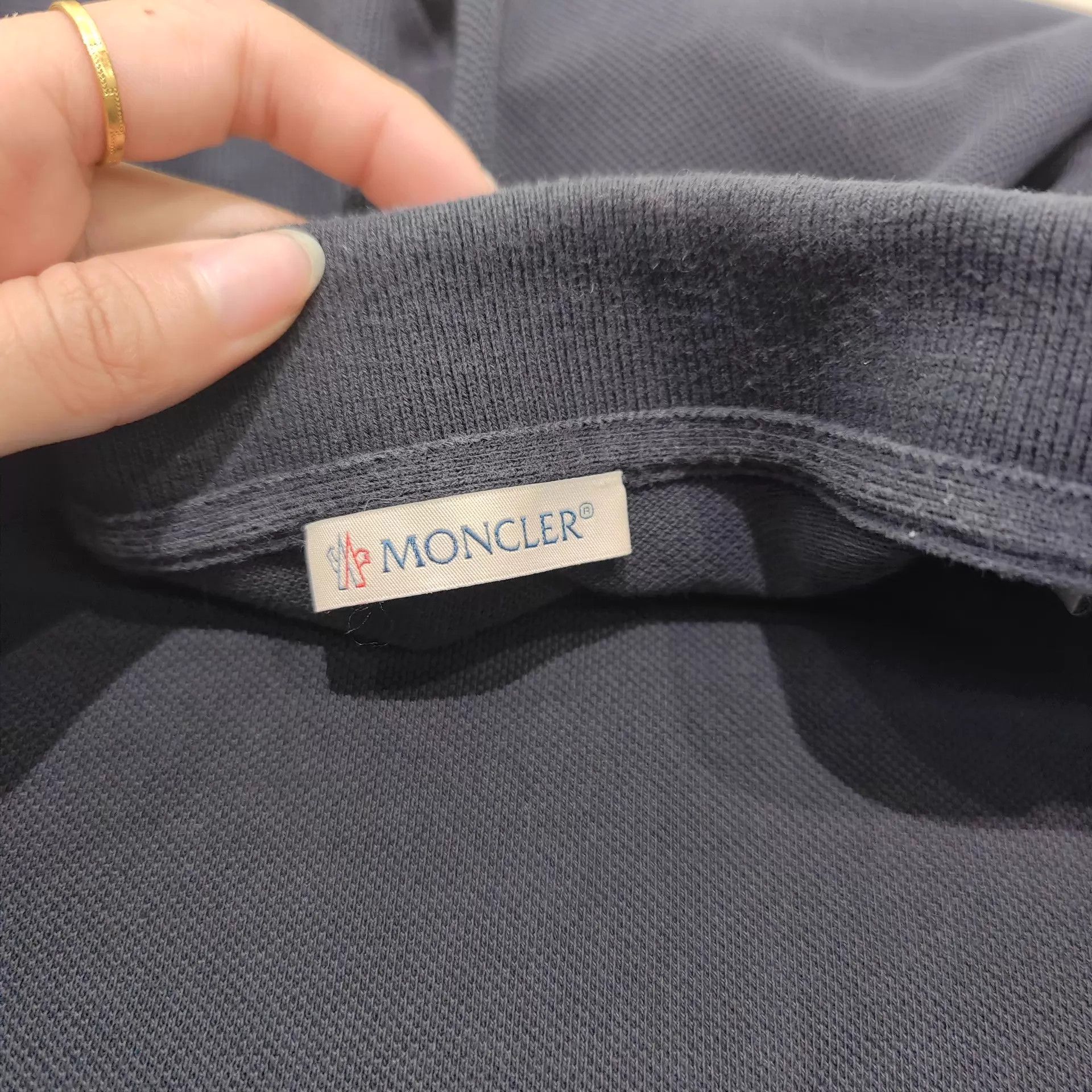 Moncler Moncler Navy Blue Polo Shirt L 9/10 Size US L / EU 52-54 / 3 - 3 Thumbnail
