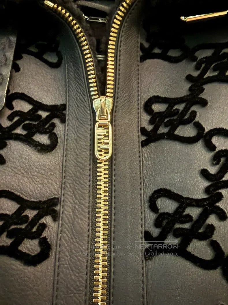Fendi Fendi Black shearling coat with full logo design, metal zi Size S / US 4 / IT 40 - 3 Thumbnail