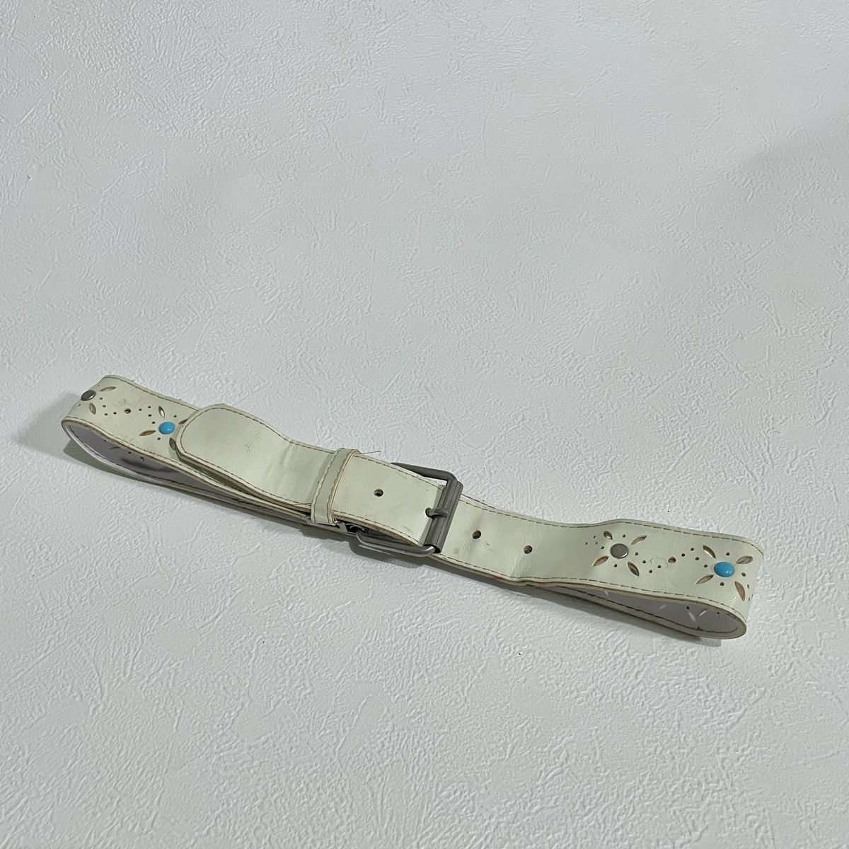 If Six Was Nine Vintage western y2k C17 studded belts Size ONE SIZE - 1 Thumbnail