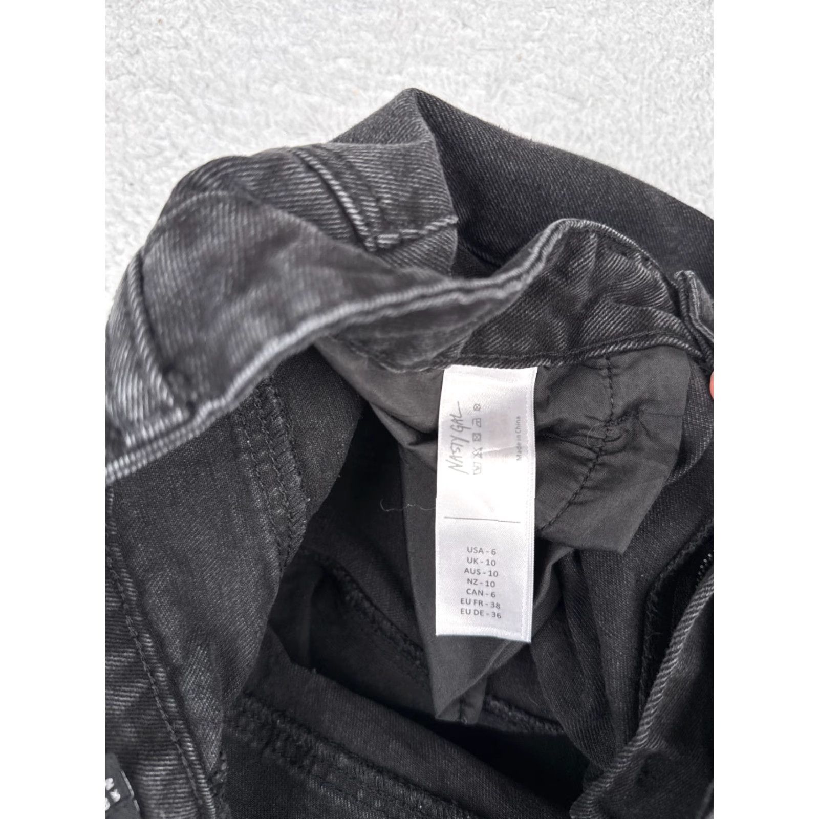 Nasty Gal Nasty Gal Jeans Women 6 Black Denim Wide-Leg High Rise Cotton Raw Hem 28x31 Womens Size 28" / US 6 / IT 42 - 7 Thumbnail