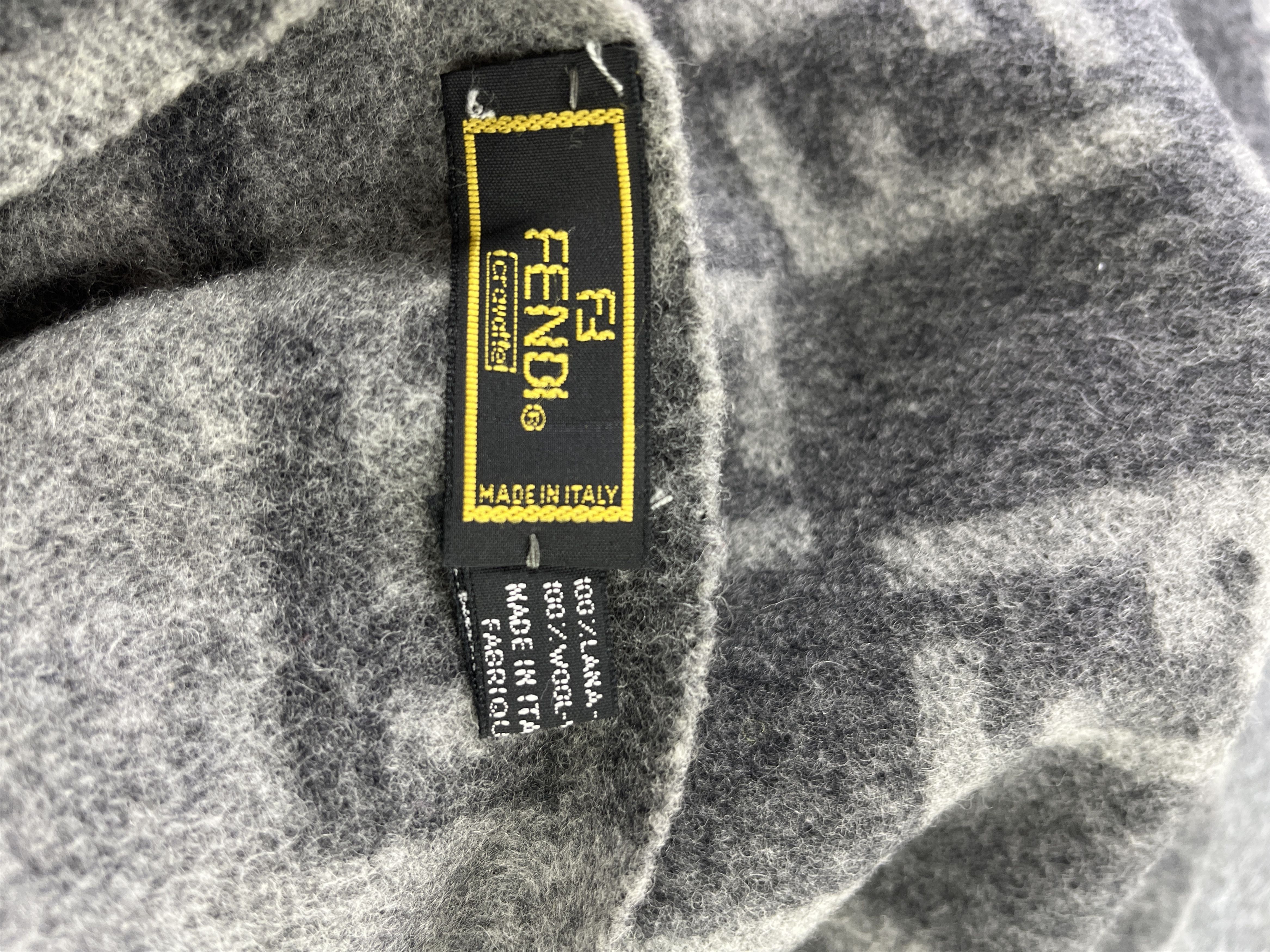 Fendi Fendi Scarf / Muffler / Neckwear T168 Size ONE SIZE - 5 Thumbnail
