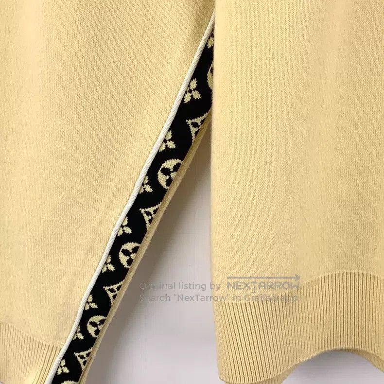 Louis Vuitton Louis Vuitton 22 Light Yellow Wool Crew Neck Long Sleeve K Size US XS / EU 42 / 0 - 4 Thumbnail