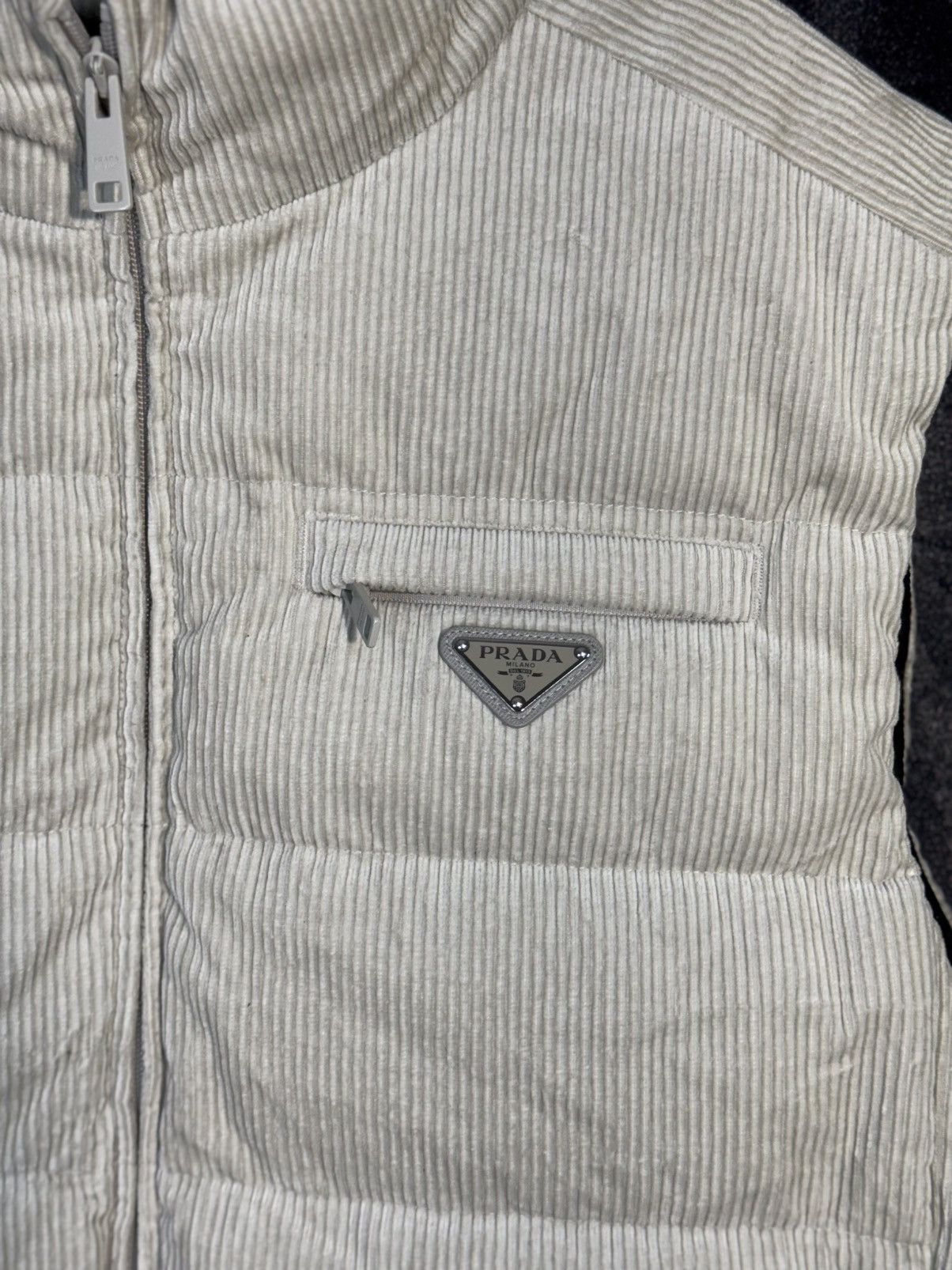 Prada Beige Prada corduroy vest Size US L / EU 52-54 / 3 - 2 Thumbnail