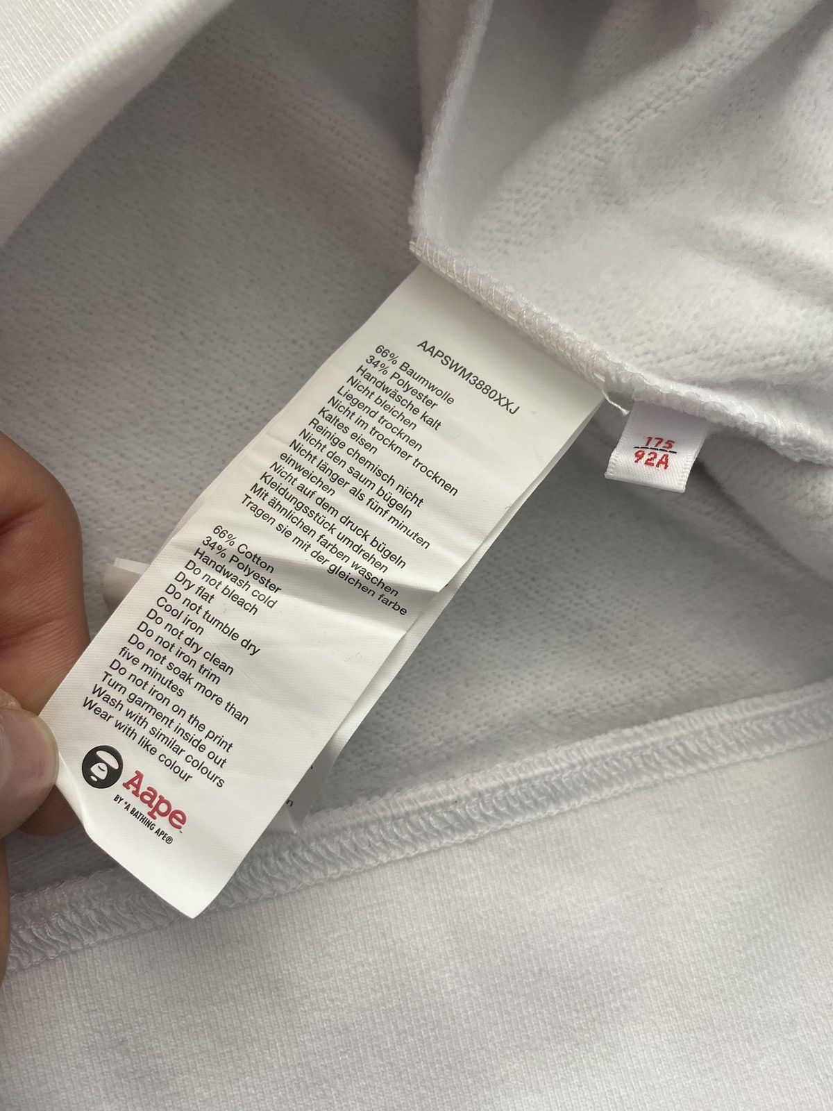 Aape White AAPE By A Bathing Ape Hoodie. Size M. Size US M / EU 48-50 / 2 - 13 Thumbnail